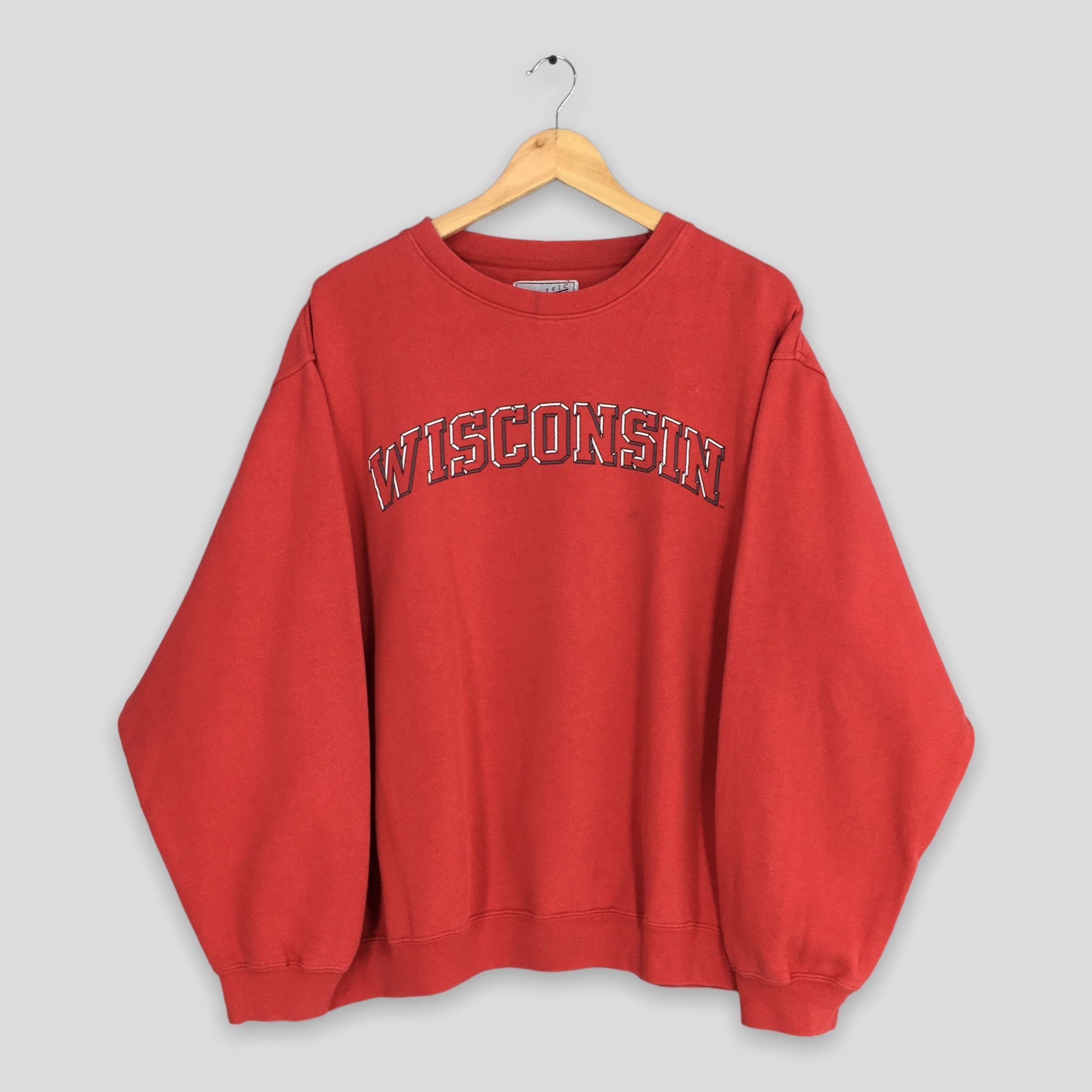 Vintage Vintage Wisconsin State Usa Red Sweater XLarge Size US XL / EU 56 / 4 - 1 Thumbnail