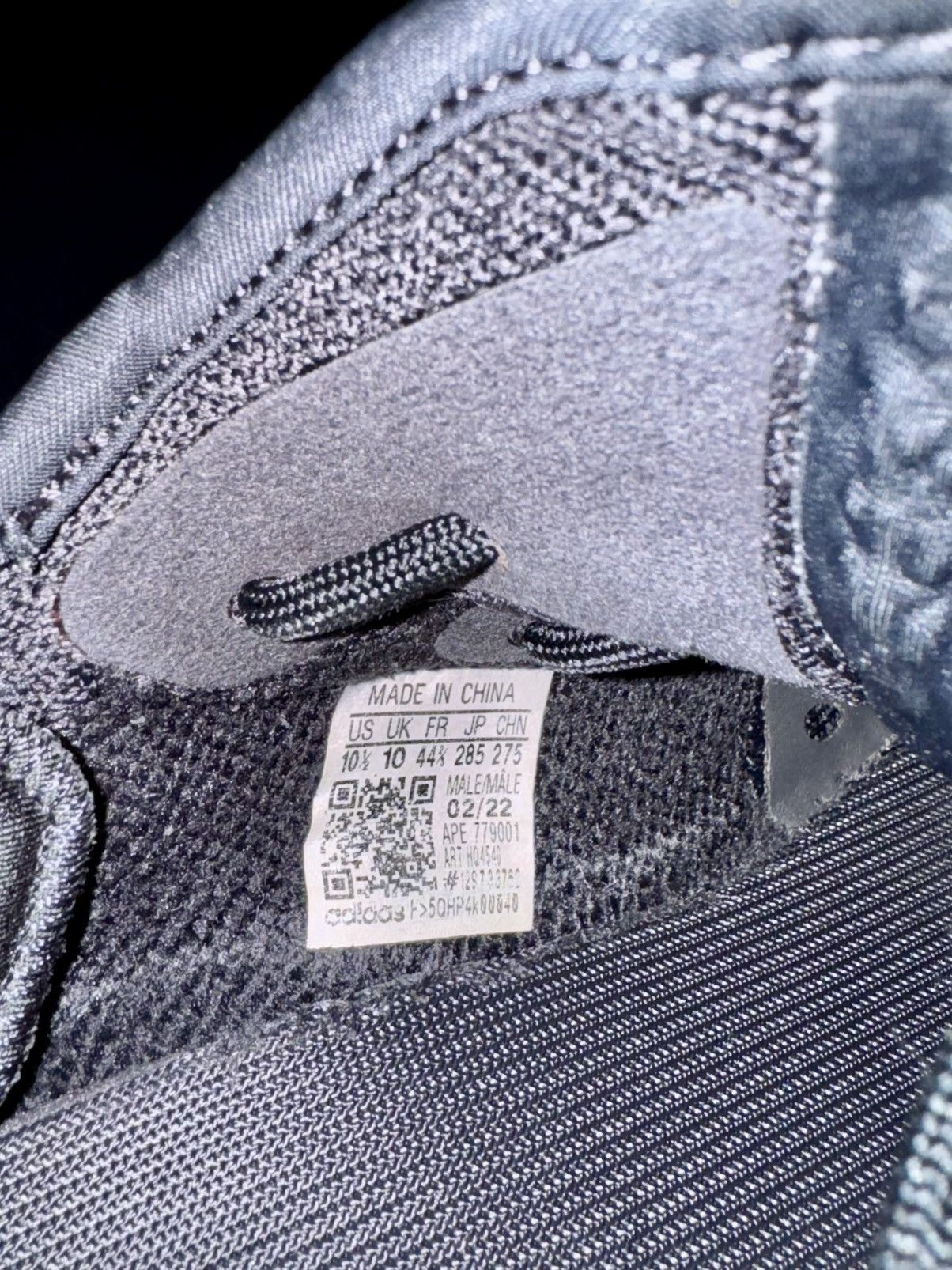 Adidas × Yeezy Yeezy 350s V2 Onyx Size US 10.5 / EU 43-44 - 12 Thumbnail