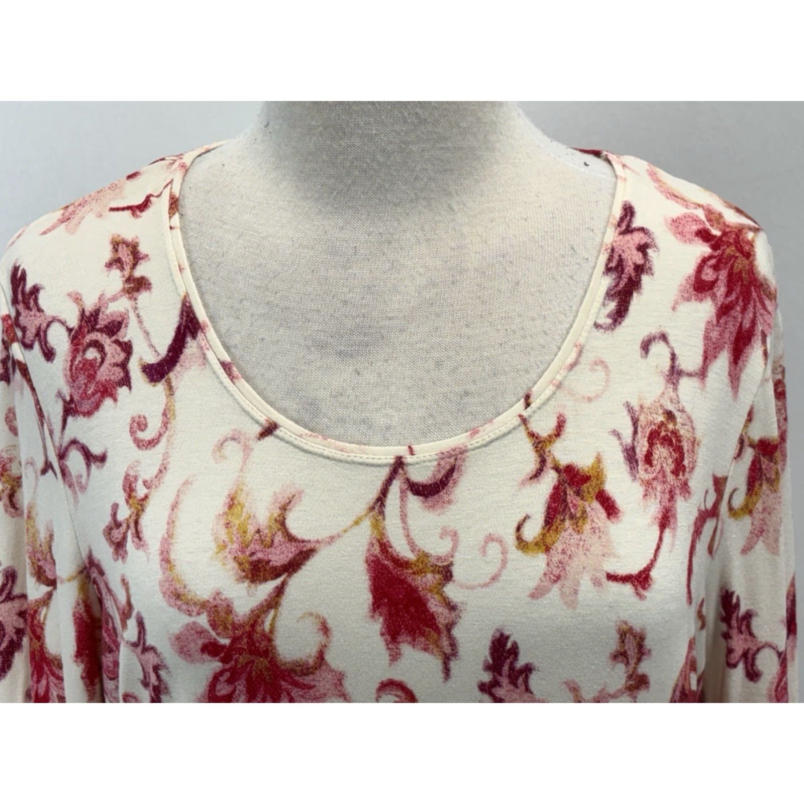 Vintage Chicos Shirt Women’s L White Pink Floral Stretch Comfort Long Sleeve Round Neck Pullover Basic T-Shirt Size L / US 10 / IT 46 - 5 Thumbnail