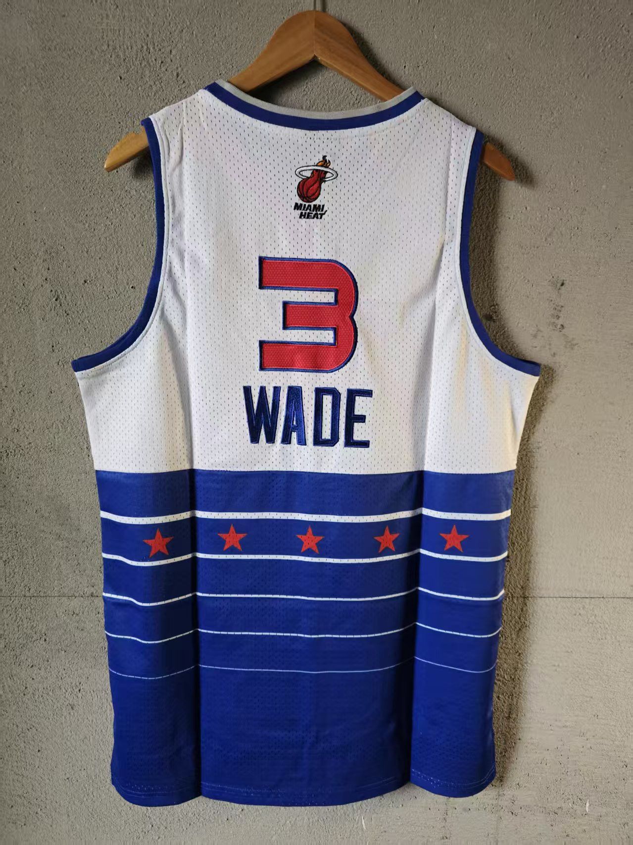 NBA 2006 NBA All Star #3 Dwyane Wade Jersey Double Stitched Size US M / EU 48-50 / 2 - 1 Thumbnail