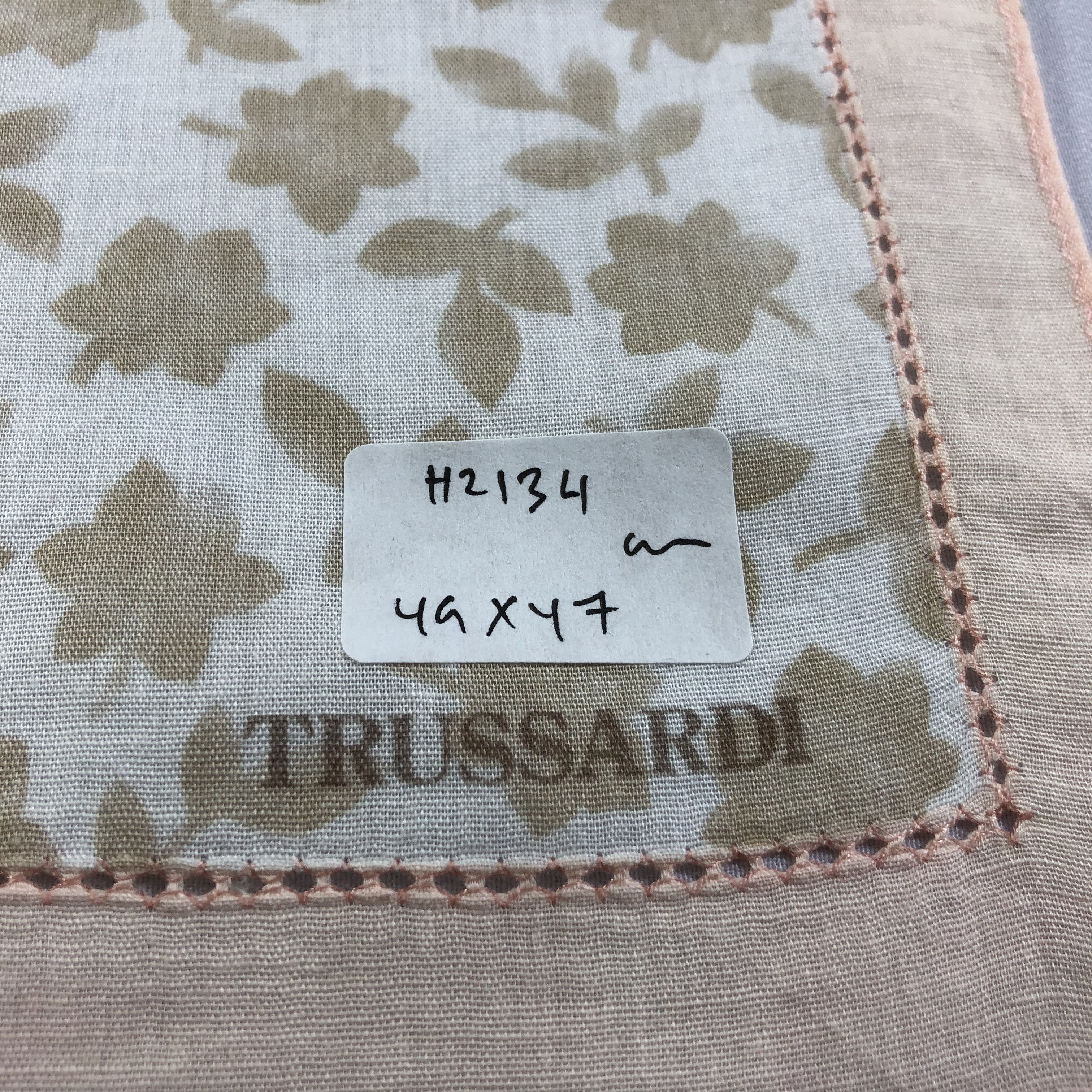Trussardi × Vintage Trussardi Leaves Handkerchief Neckerchief Bandana H2134 Size ONE SIZE - 6 Thumbnail