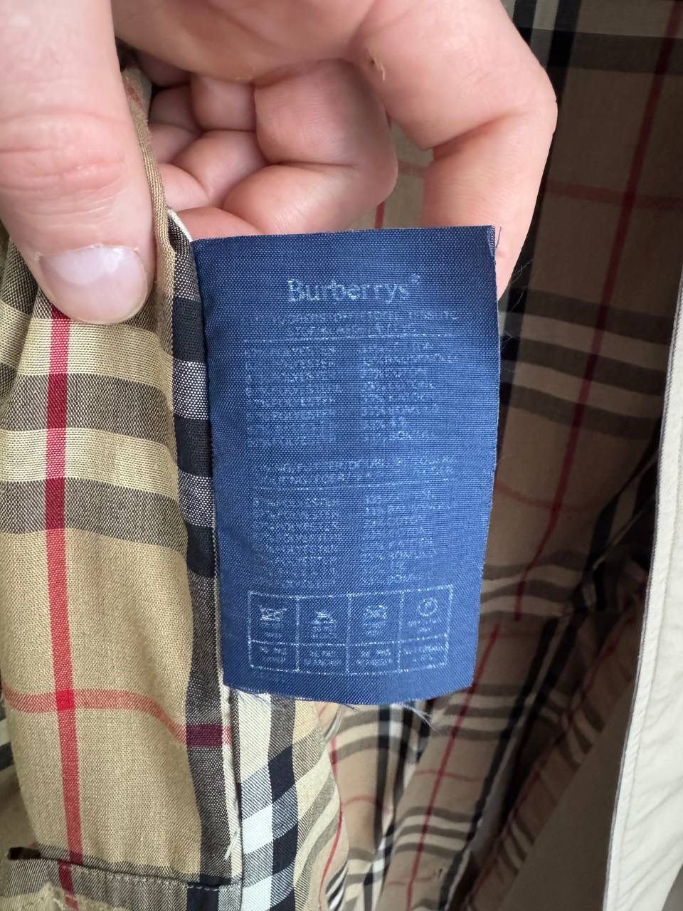 Burberry Burberrys Men's Nova Check Trench Coat, Made in England L Size US L / EU 52-54 / 3 - 13 Thumbnail