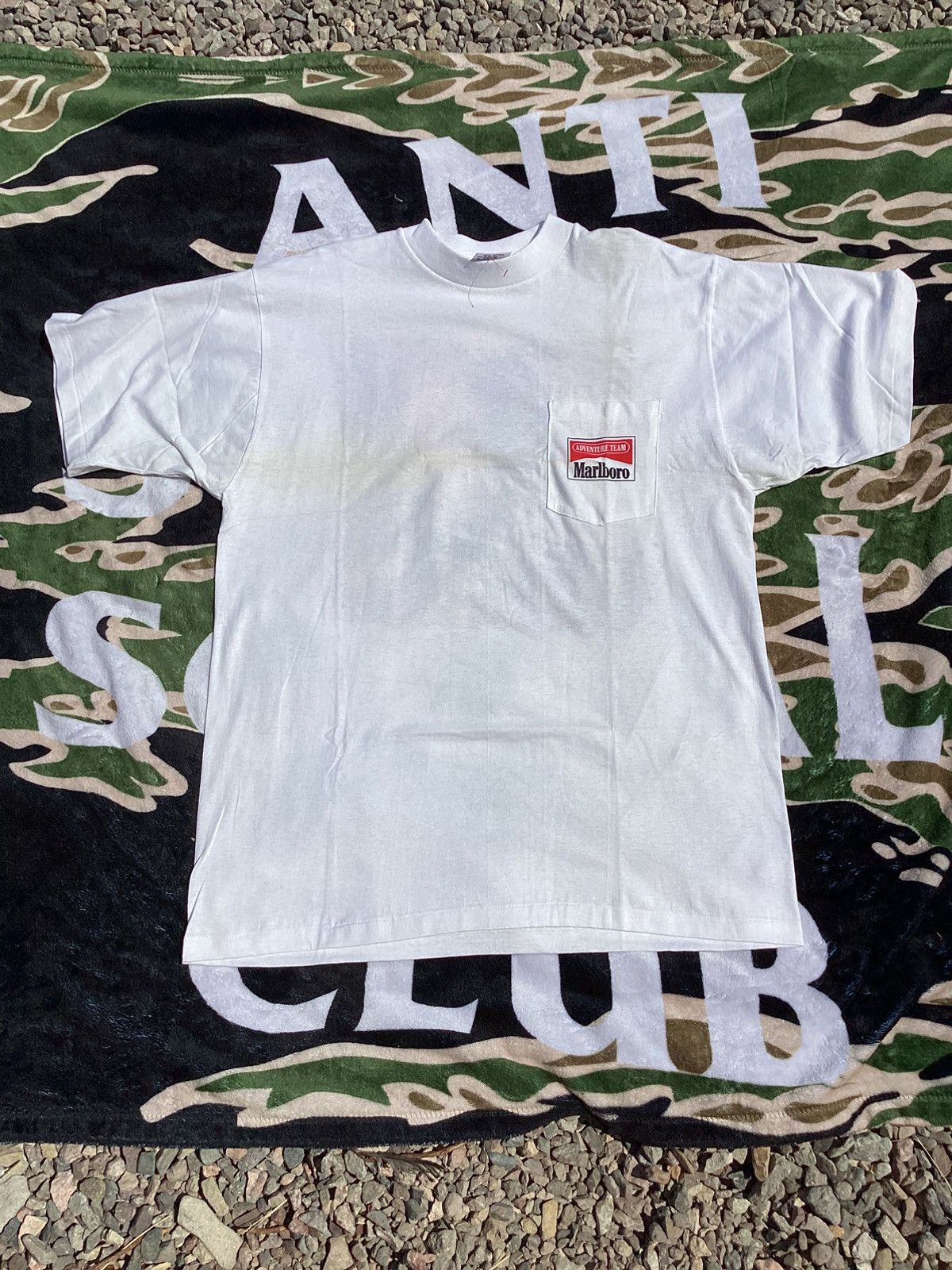 Marlboro Vtg 90s Marlboro adventure team truck NWOT single stitch Tee Size US XL / EU 56 / 4 - 3 Thumbnail