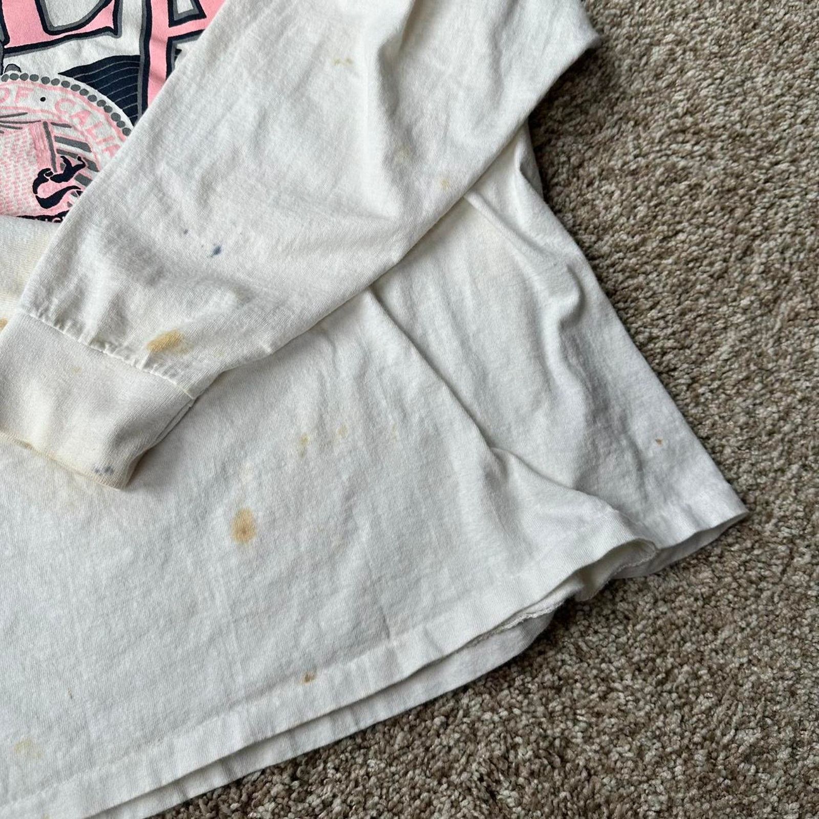 Vintage Vintage 80s thrashed ucla bruins longsleeve Size US M / EU 48-50 / 2 - 7 Thumbnail