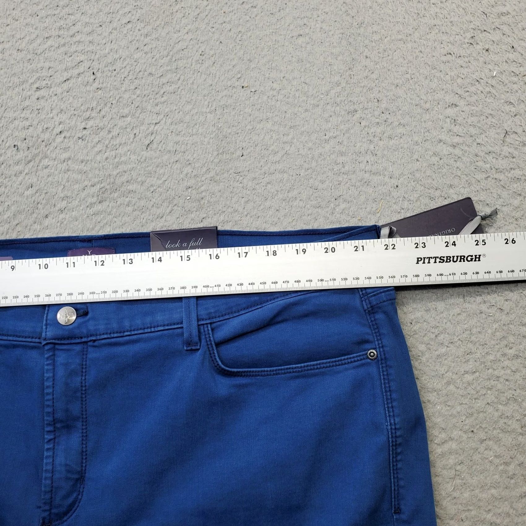 NYDJ NYDJ Dayla Wide Cuff Capri Jeans Womens 22W Blue Denim Flat Front 5-Pocket Design Size 40" / US 18 - 6 Thumbnail