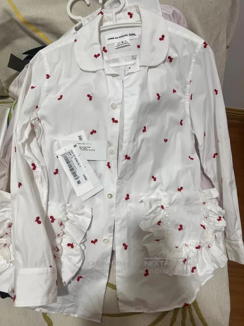 Comme des Garcons Comme Des Garcons White heart embroidery shirt Size S / US 4 / IT 40 - 1 Thumbnail