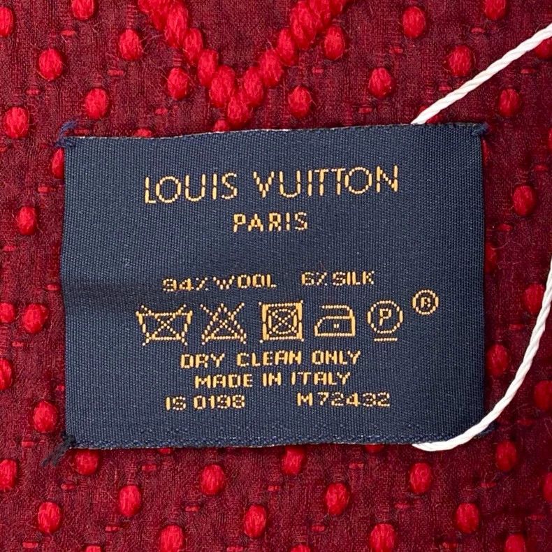 Louis Vuitton Louis Vuitton Red logo presbyopic full print wool fringe s Size ONE SIZE - 8 Thumbnail