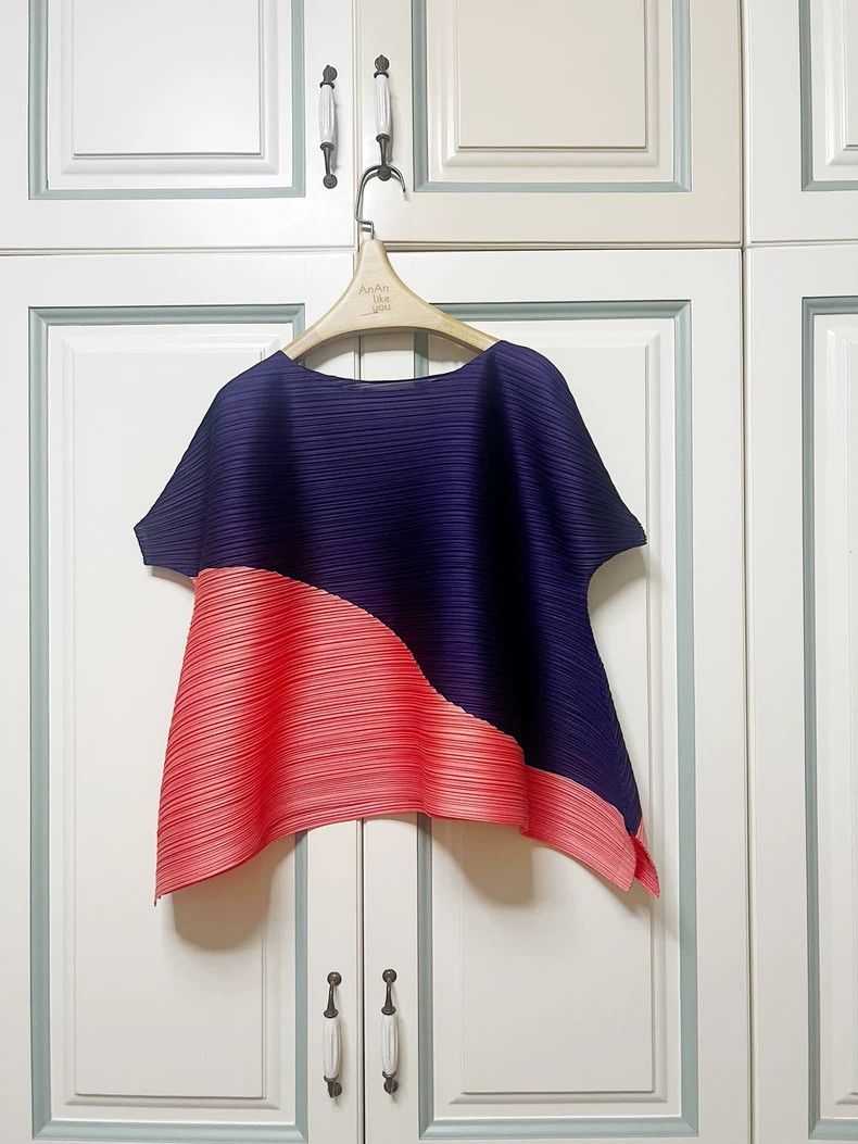 Issey Miyake Issey Miyake size:3 Pink and purple striped short-sleeved Size S / US 4 / IT 40 - 1 Thumbnail