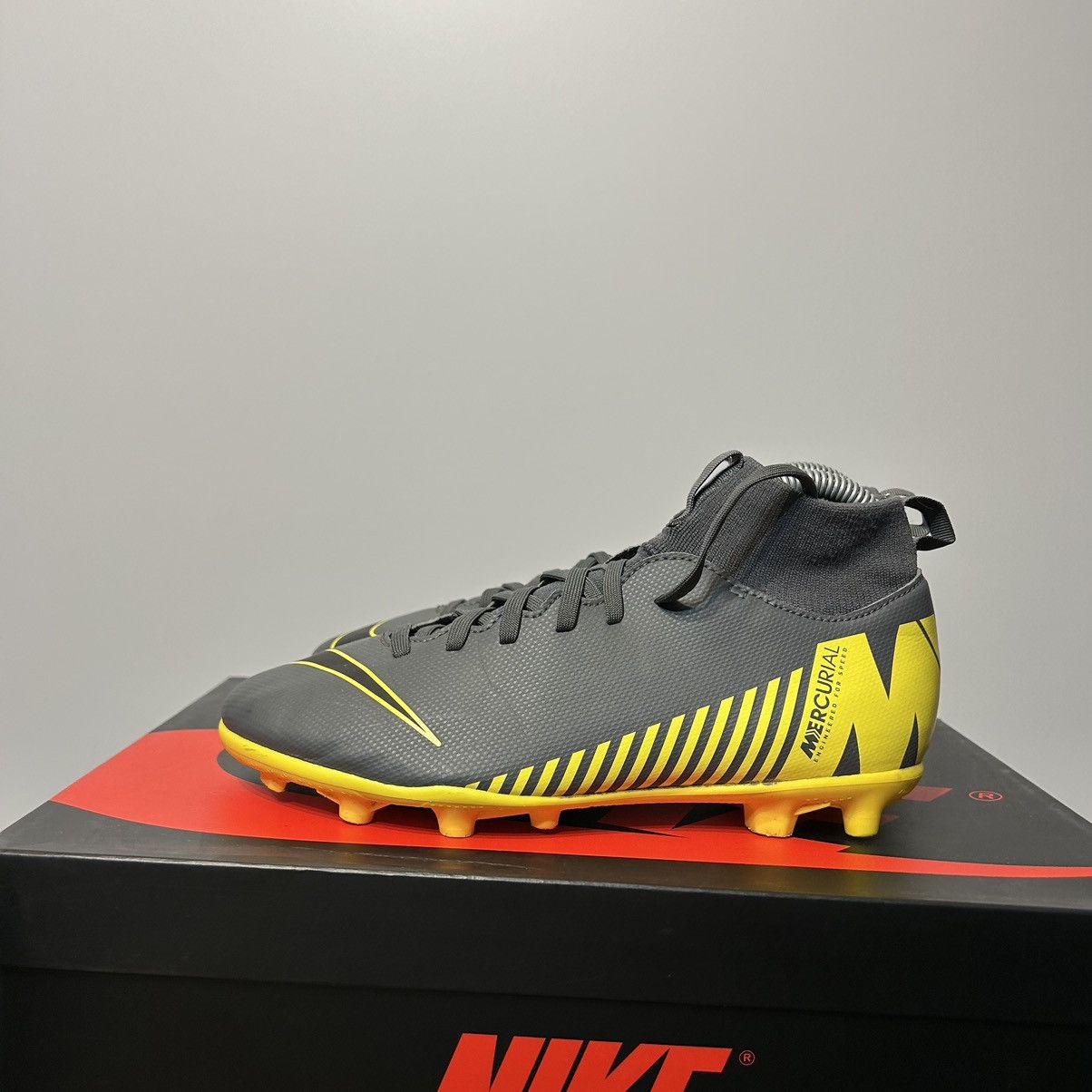 Nike Nike Mercurial football boots grey yellow big logo swoosh Size US 8 / IT 38 - 2 Thumbnail