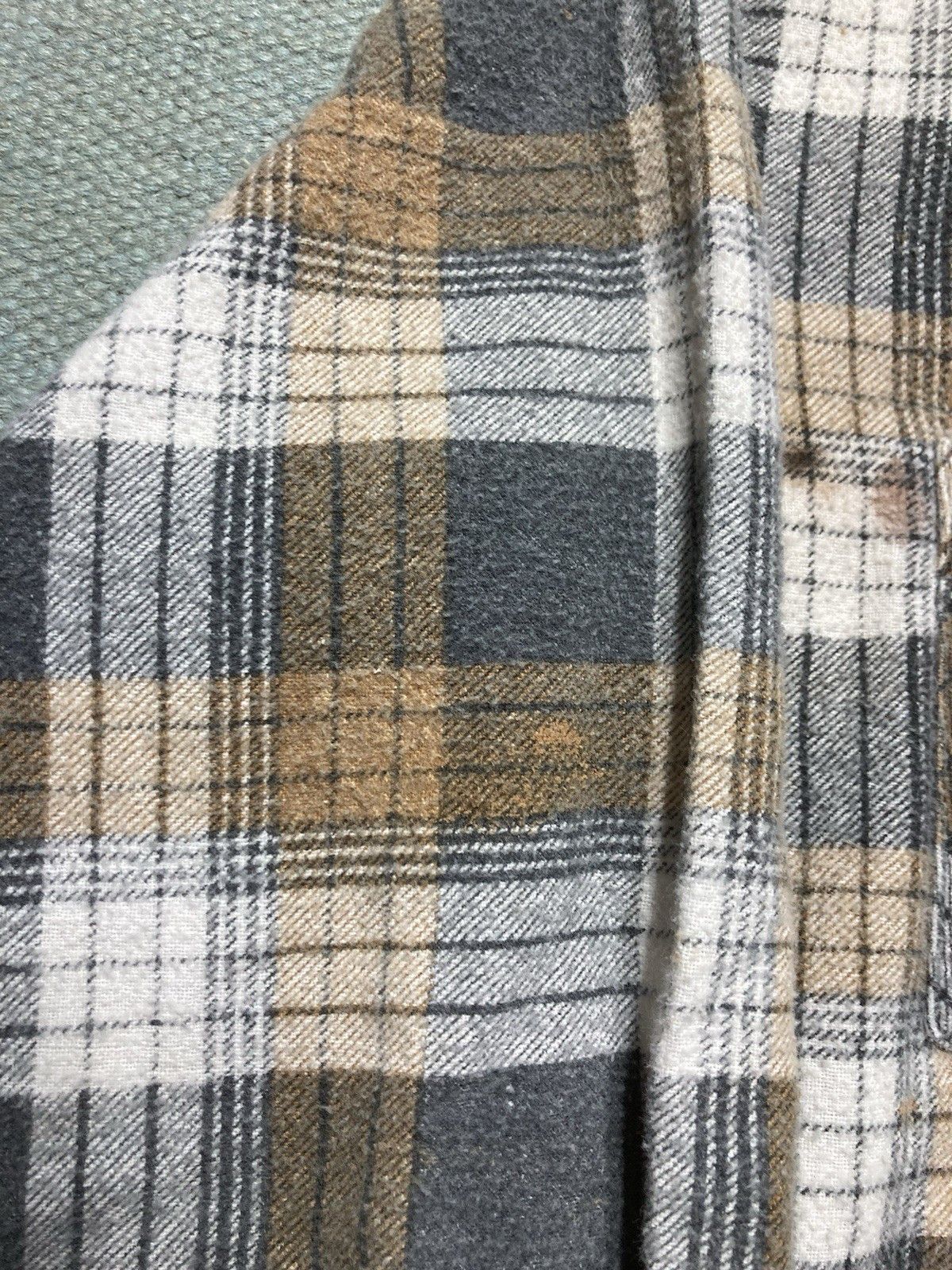 Vintage 80s flannel shirt brushed cotton plaid paint stained small Size US S / EU 44-46 / 1 - 6 Thumbnail