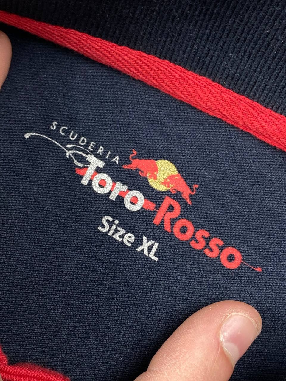 Vintage Vintage Toro Rosso Red Bull Racing Big Logo Men Size XL Size US XL / EU 56 / 4 - 10 Thumbnail
