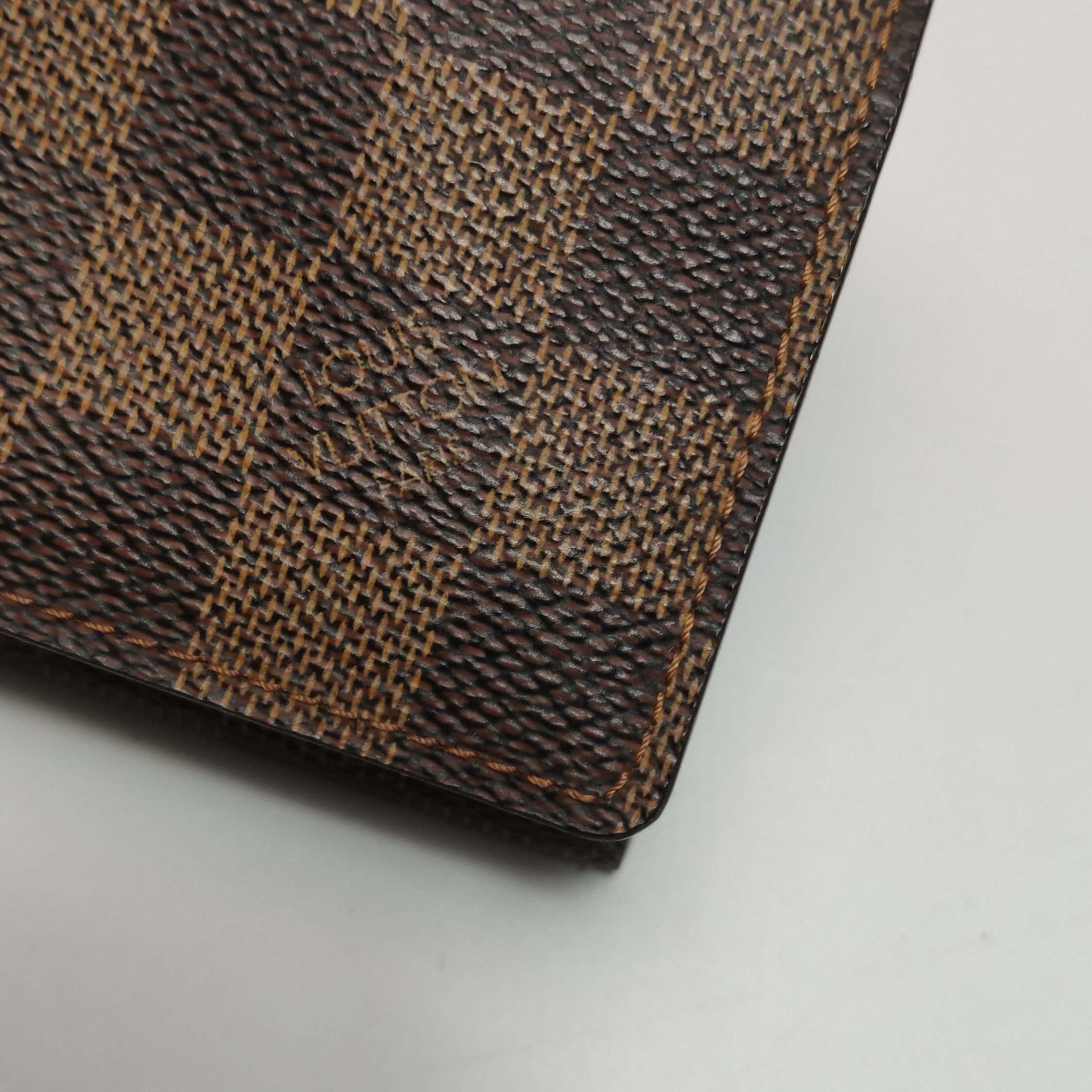 Louis Vuitton Louis Vuitton (LV) Cowhide Checkerboard Flap Card Holder -y Size ONE SIZE - 8 Thumbnail