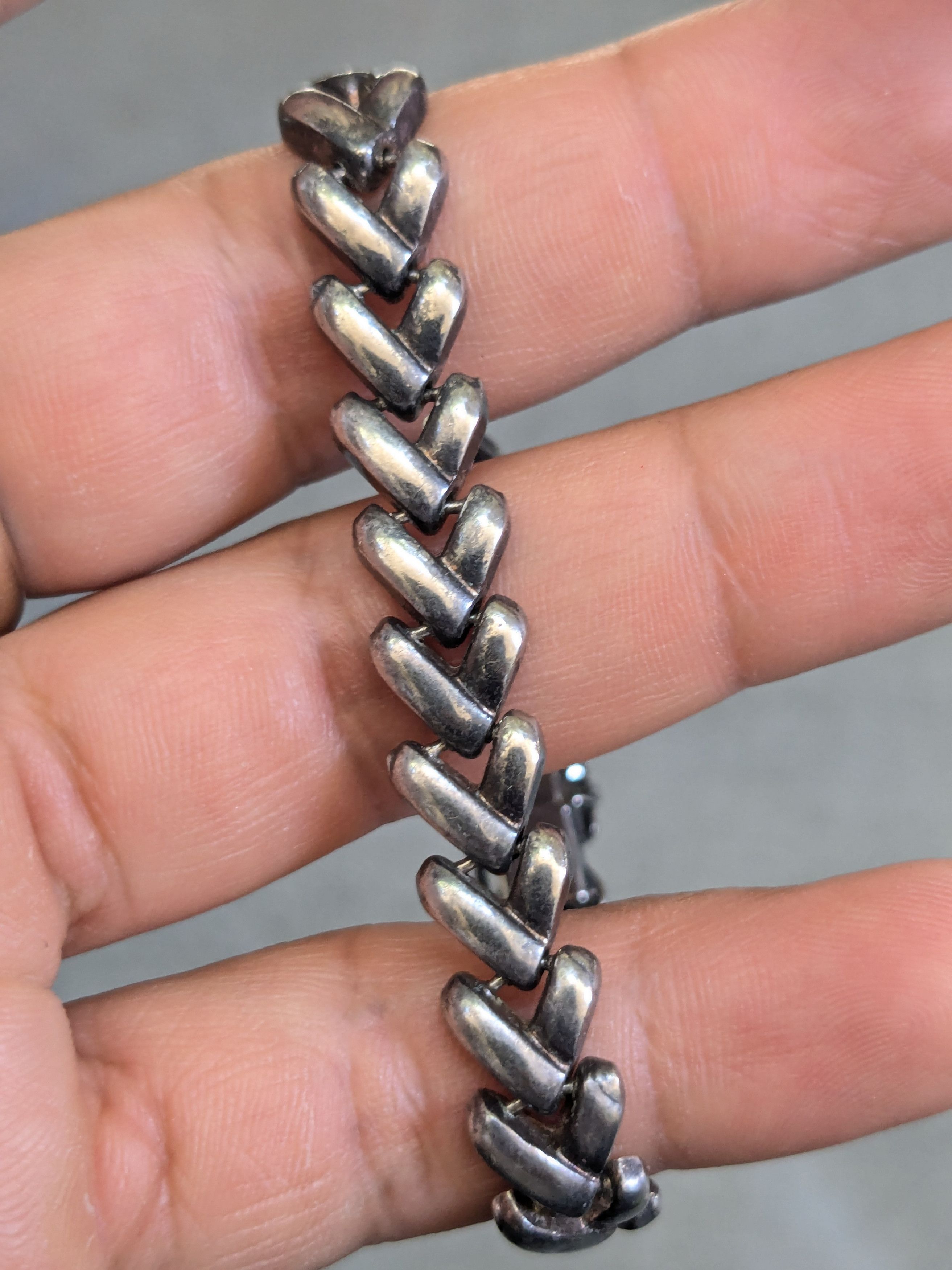 Jewelry Vintage Sterling Silver Tennis Bracelet 7.5" Heart Leaf Link Size ONE SIZE - 13 Thumbnail