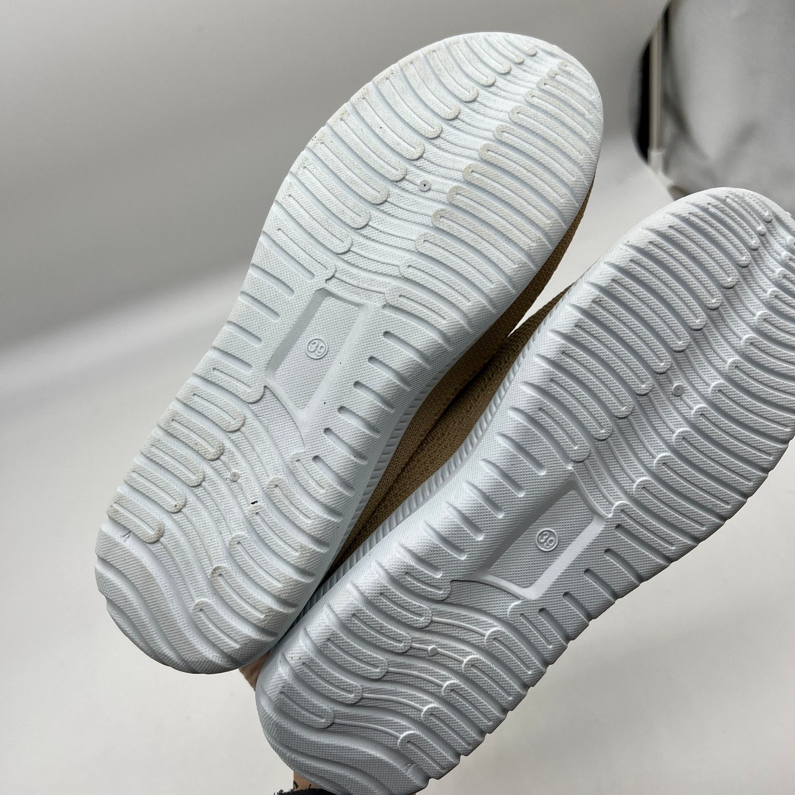 Other Sneakers Trendy Mesh Loafers Breathable Slip on Shoes Size US 8 / IT 38 - 7 Thumbnail