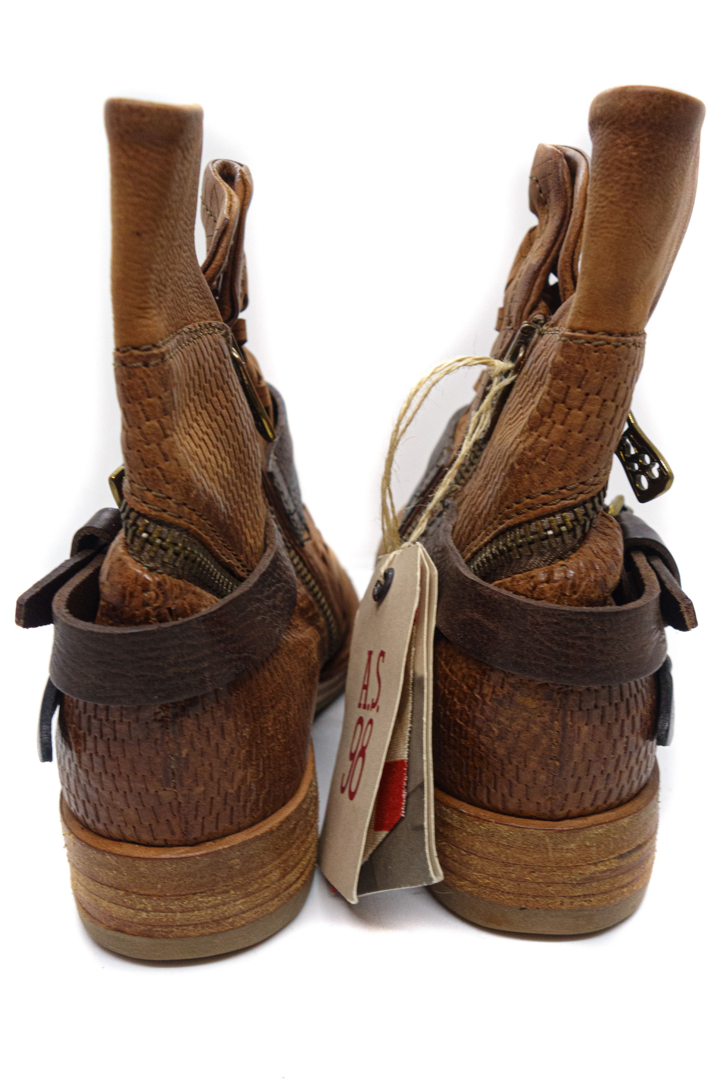 A.S.98 Napoleon Belted Leather Boots With Tags Size US 6 / IT 36 - 3 Thumbnail