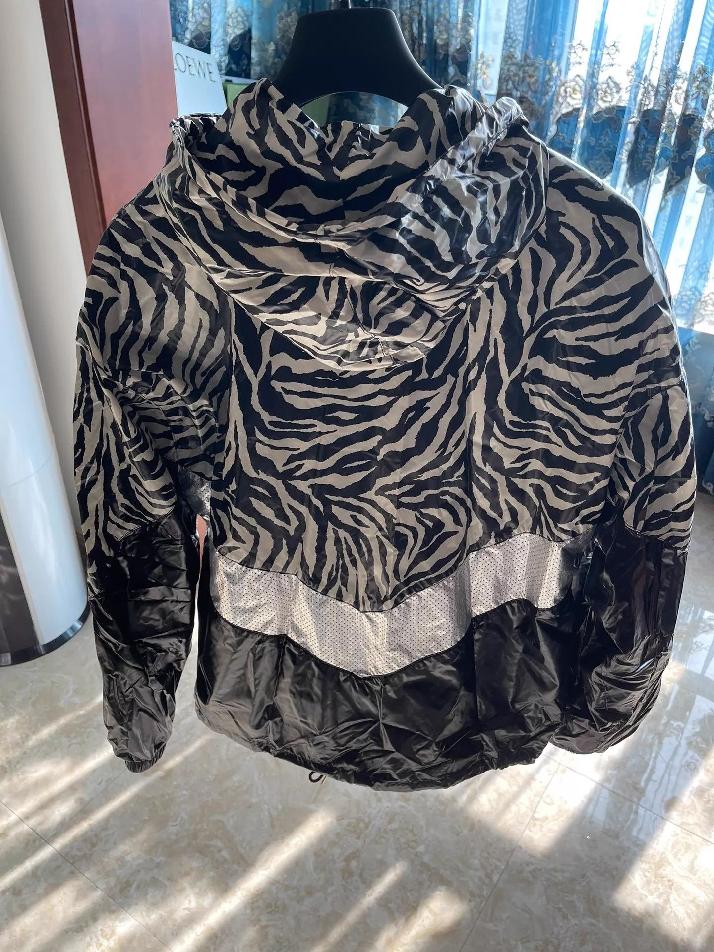 Celine Celine New Zebra Stripe Panelled Jacket 50 Tried Authentic Size US M / EU 48-50 / 2 - 5 Thumbnail
