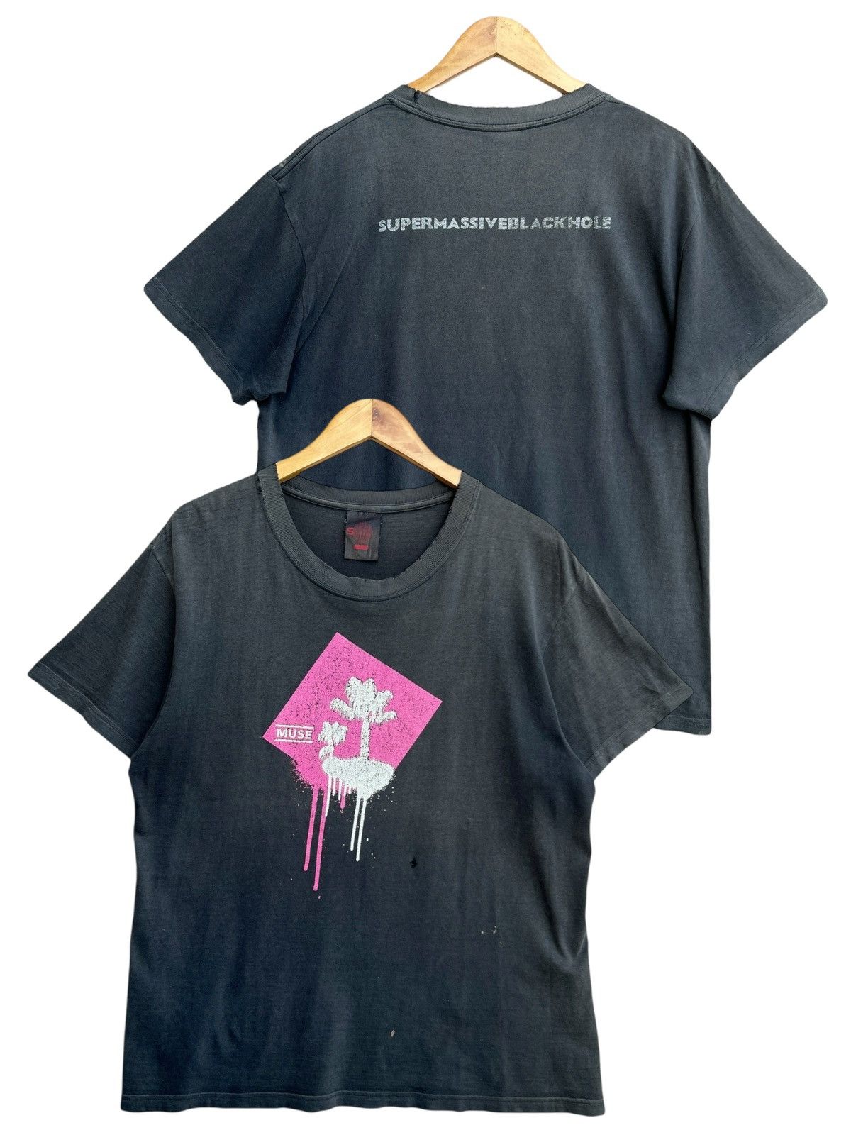 Vintage Vintage Muse Supermassive Distressed Sunfaded Black Tee Size US L / EU 52-54 / 3 - 1 Thumbnail