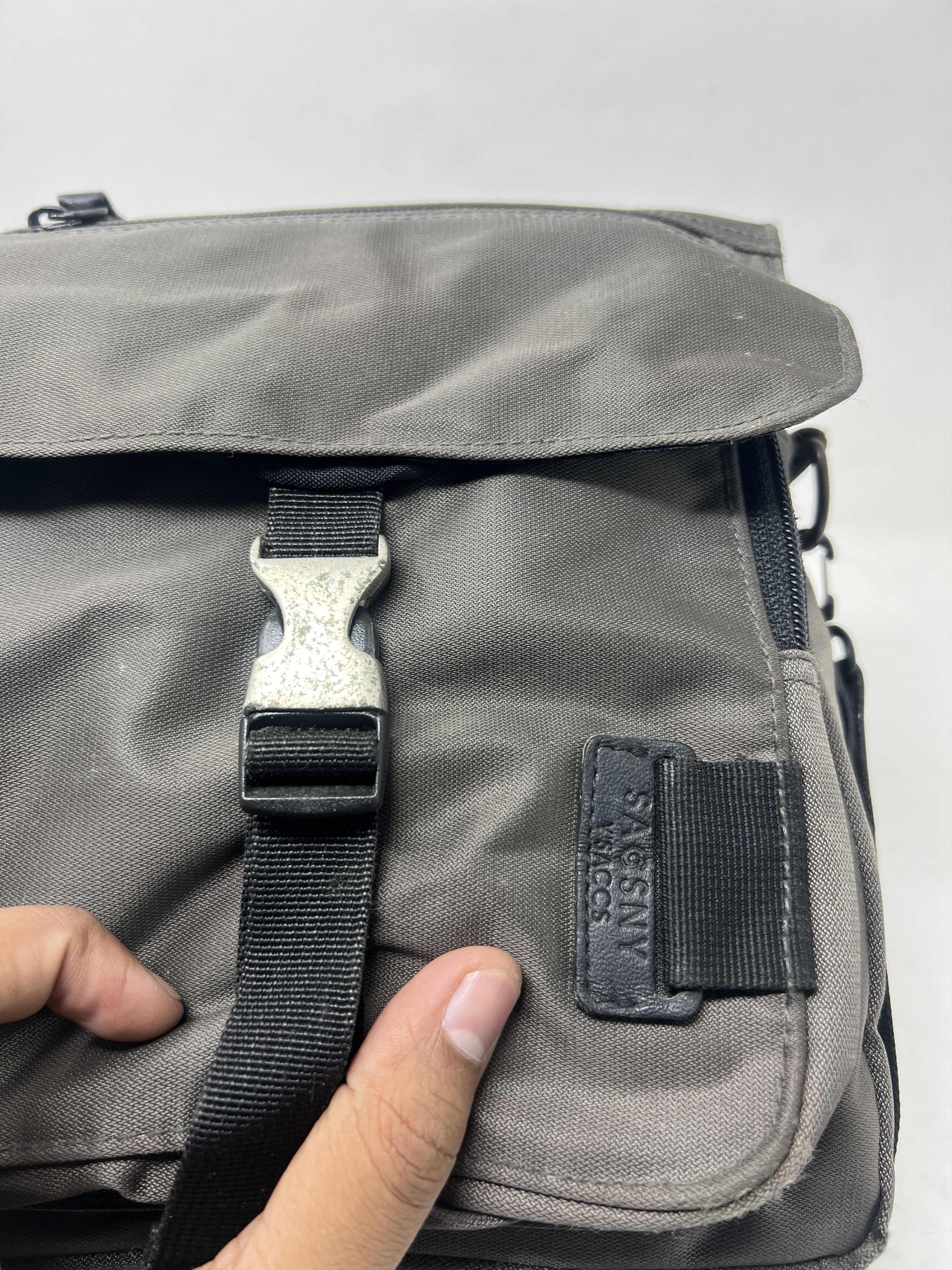 Japanese Brand Y'saccs Sacsny Crossbody Sling Bag Size ONE SIZE - 12 Thumbnail
