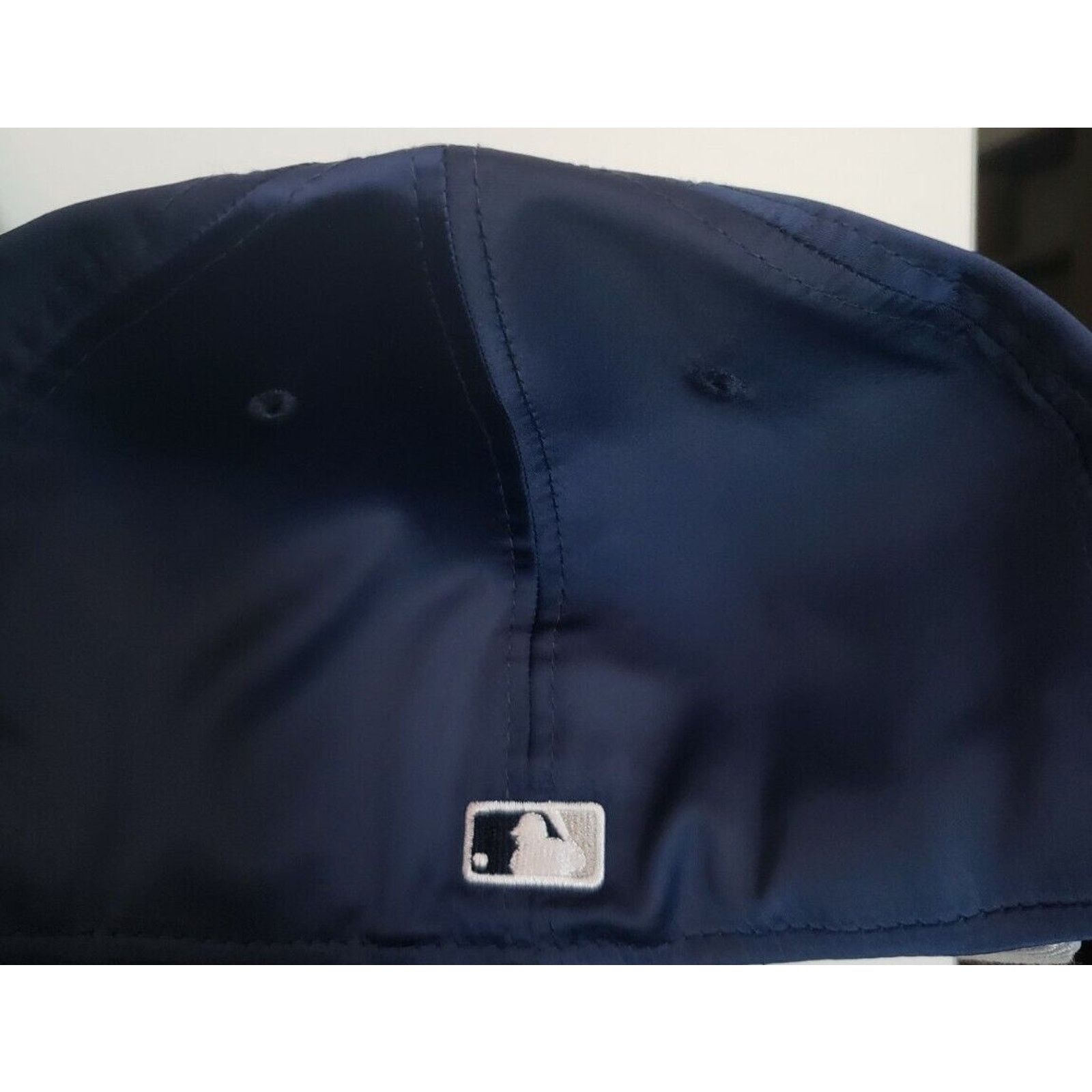 New Era New York Yankees Hat 2000 World Series Satin 7 3/4 New Era Size ONE SIZE - 4 Thumbnail