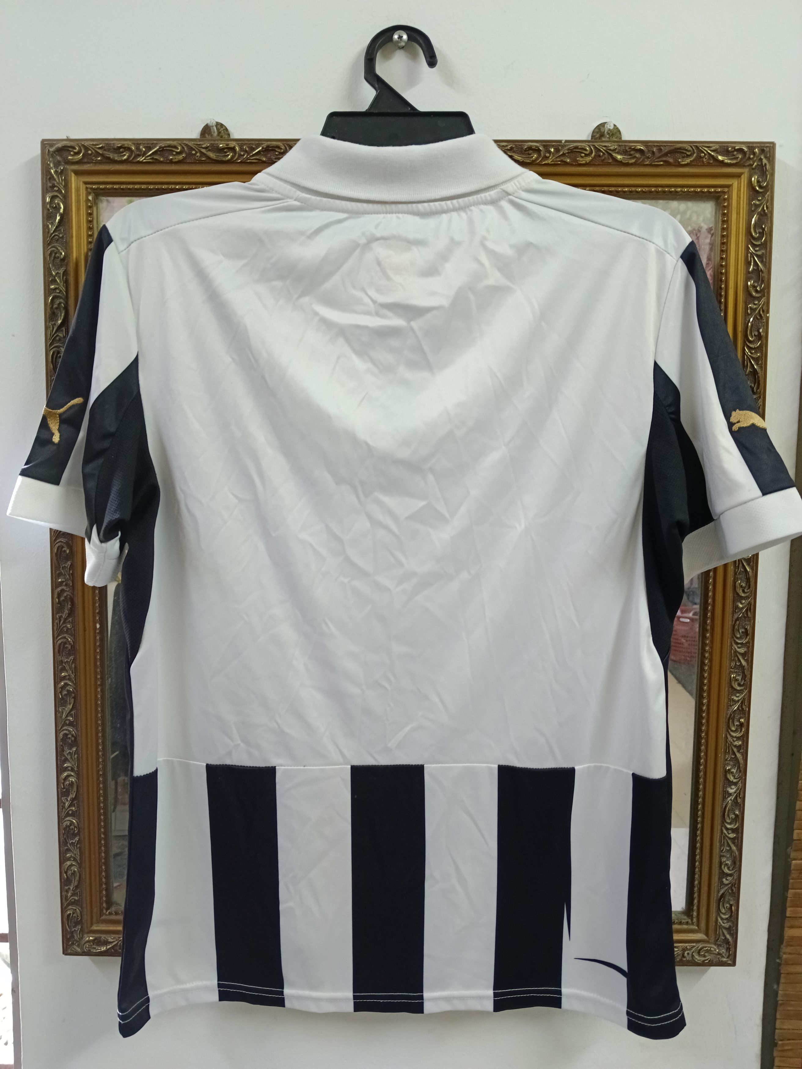 Vintage VINTAGE 2000s NEWCASTLE UNITED JERSEY Size US S / EU 44-46 / 1 - 2 Thumbnail