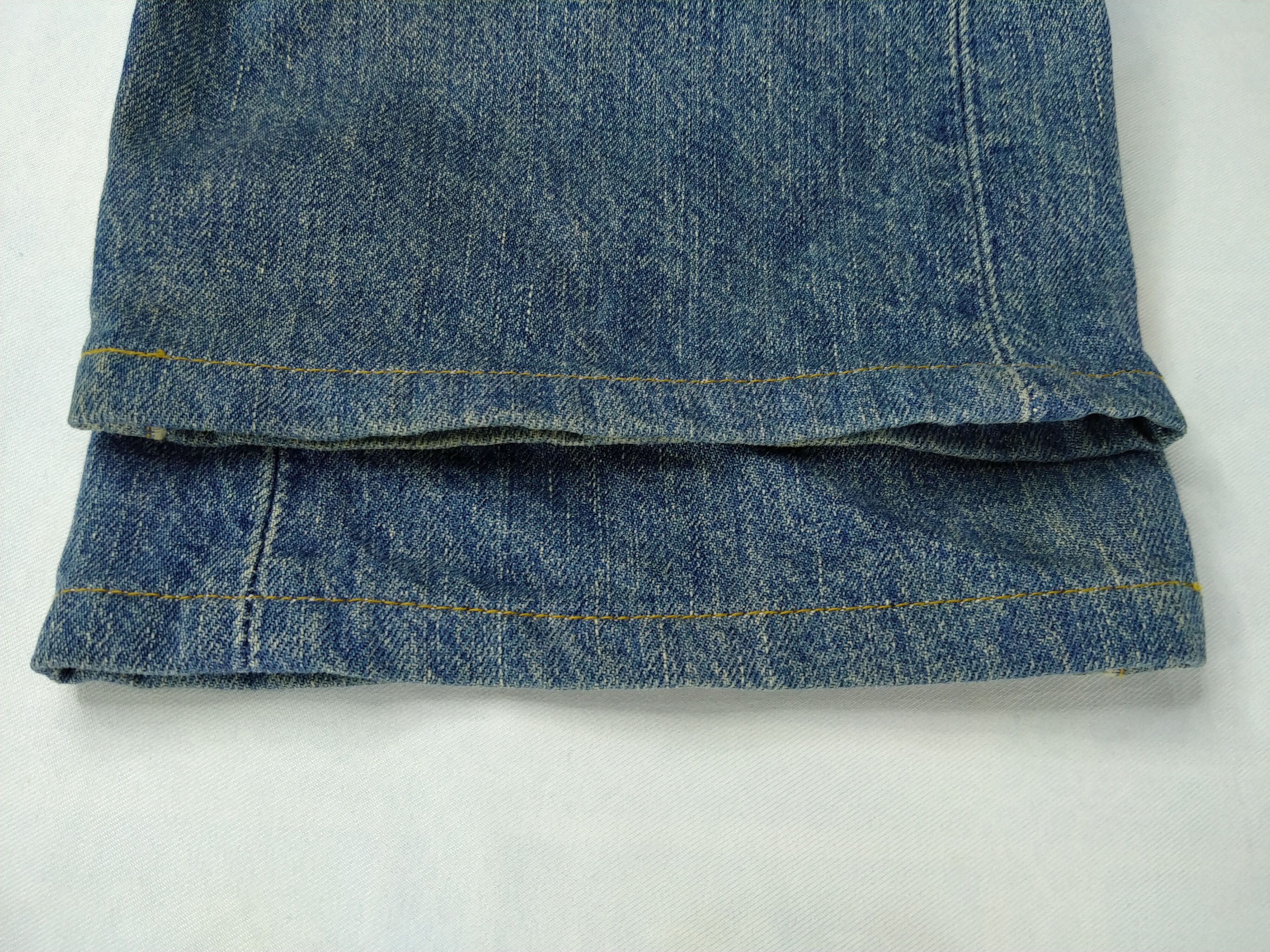 Levi's Rusty Ripped Vintage Levi's 501 Denim 32 x 27.5 JN523 Size US 32 / EU 48 - 11 Thumbnail