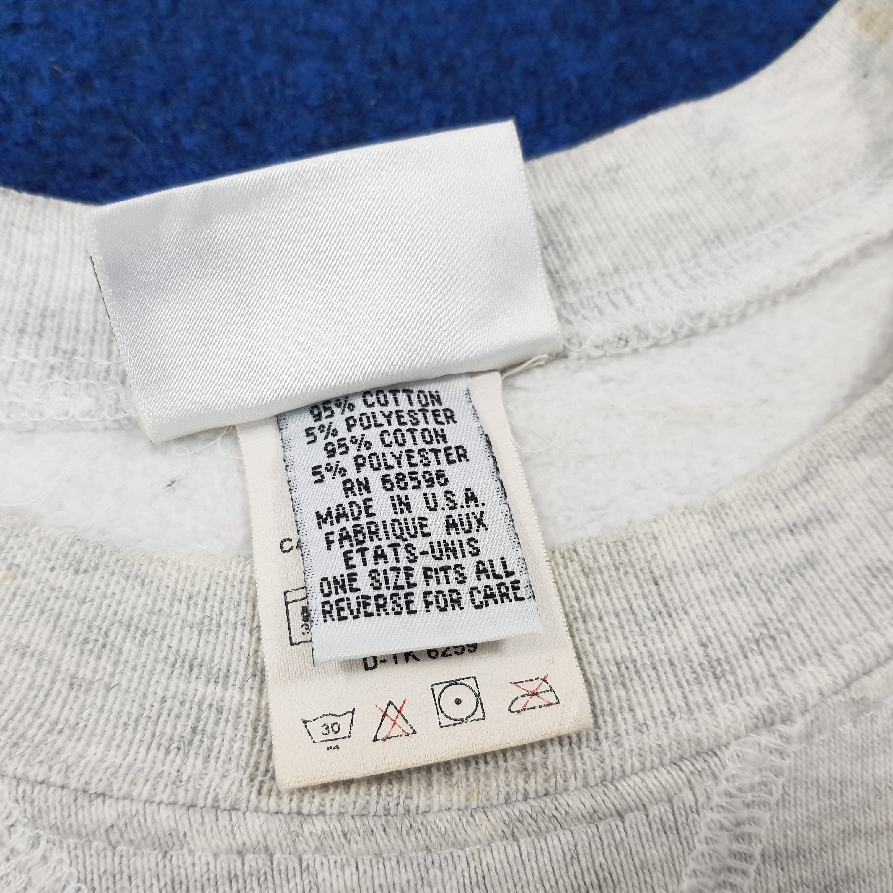 DKNY × Vintage Vintage DKNY Jeans Streetwear Sweatshirt C230N3 Size US L / EU 52-54 / 3 - 6 Thumbnail