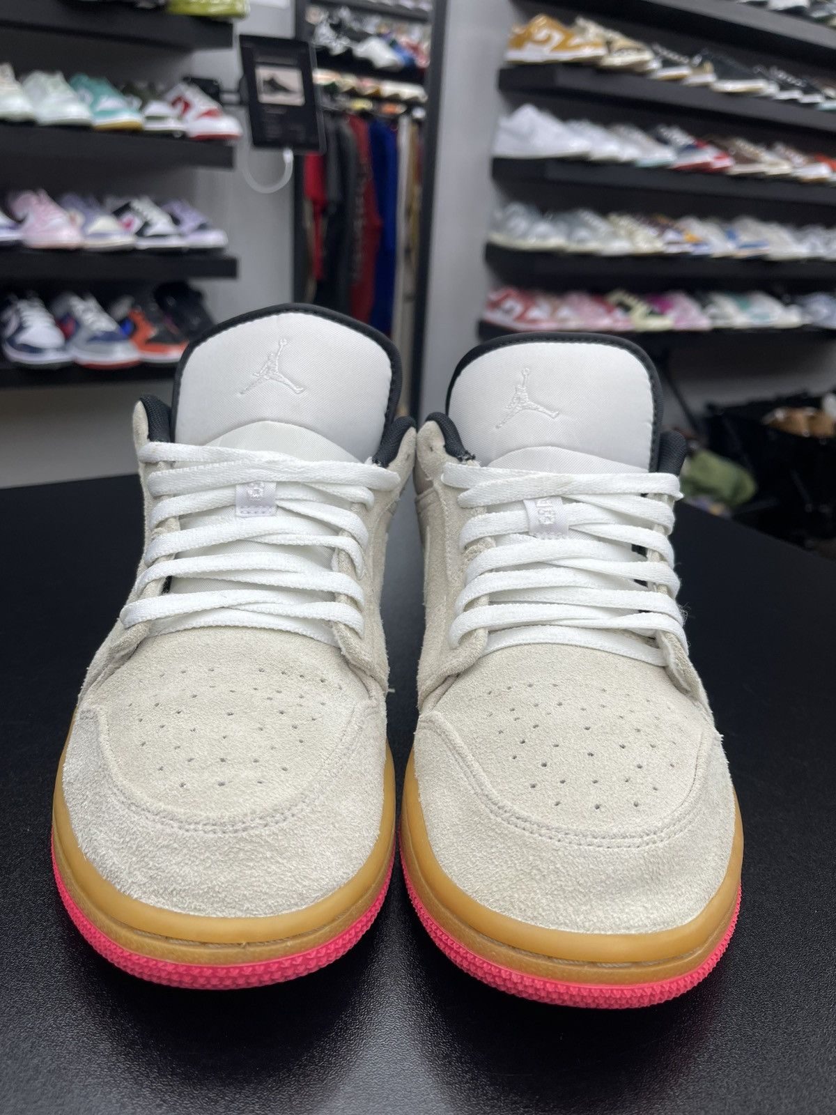 Jordan Brand Size 9.5 - Jordan 1 Low White Gum Hyper Pink RARE Size US 9.5 / EU 42-43 - 2 Thumbnail
