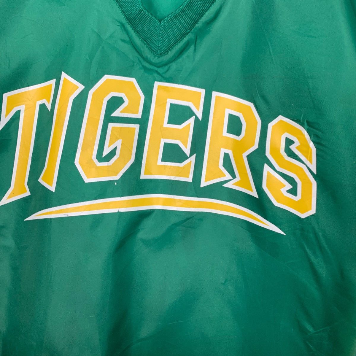 Japanese Brand HANSHIN TIGERS Big Logo V Neck Jersey #2811-C127 Size US XL / EU 56 / 4 - 5 Thumbnail