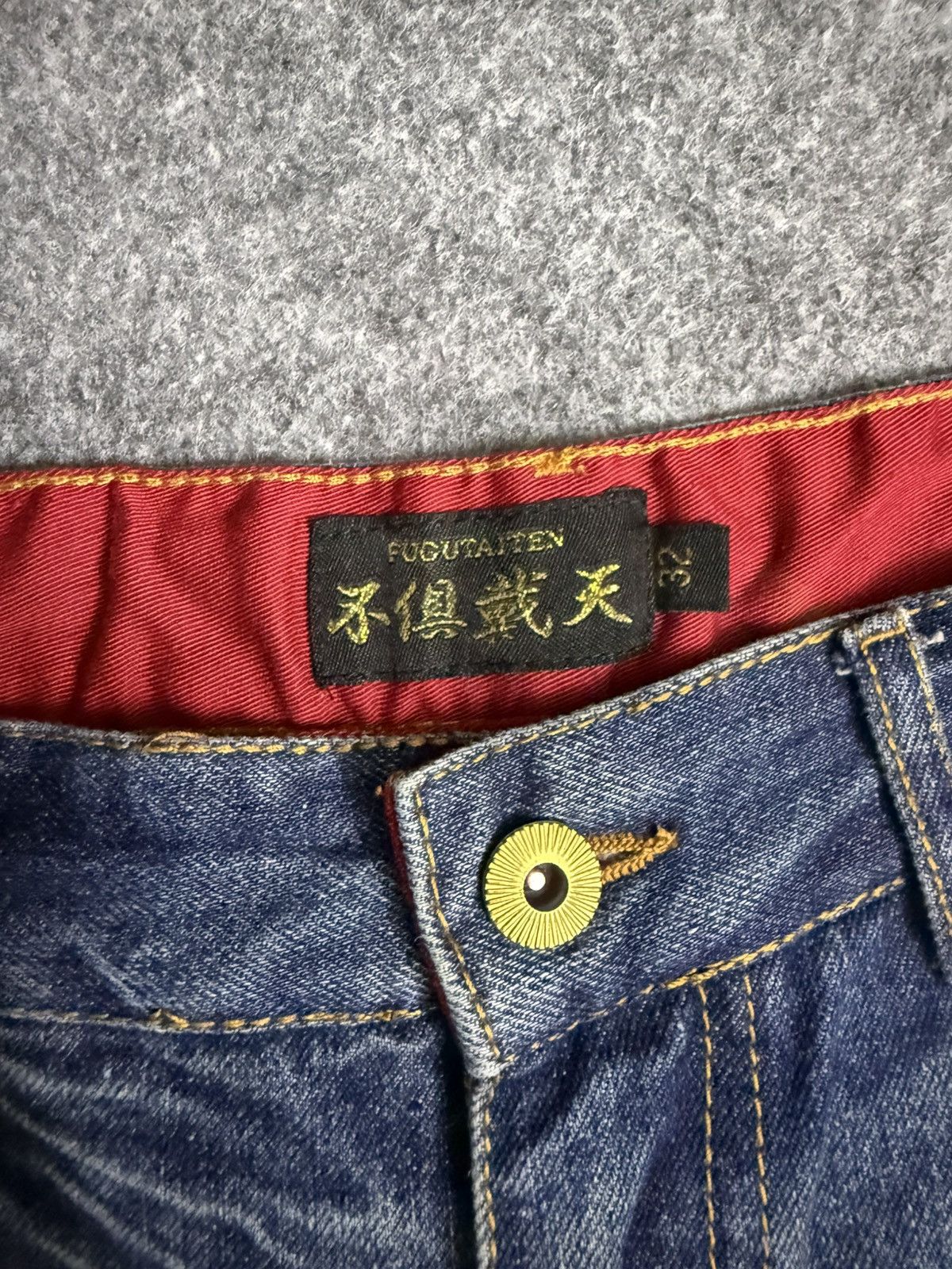 Karakuri Tamashii A4 Double Gold Koi Fish Embroidered Denim Size US 31 - 22 Thumbnail