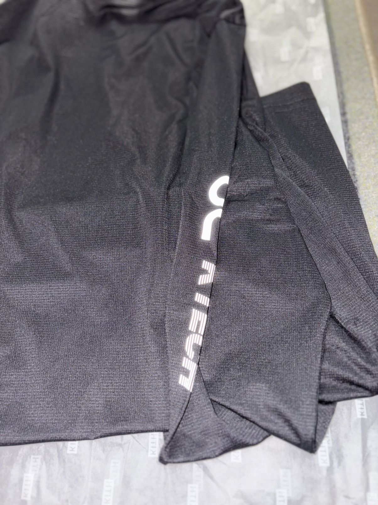 Kith × On Kith x On Core Long Sleeve Tee Black Size US M / EU 48-50 / 2 - 3 Thumbnail