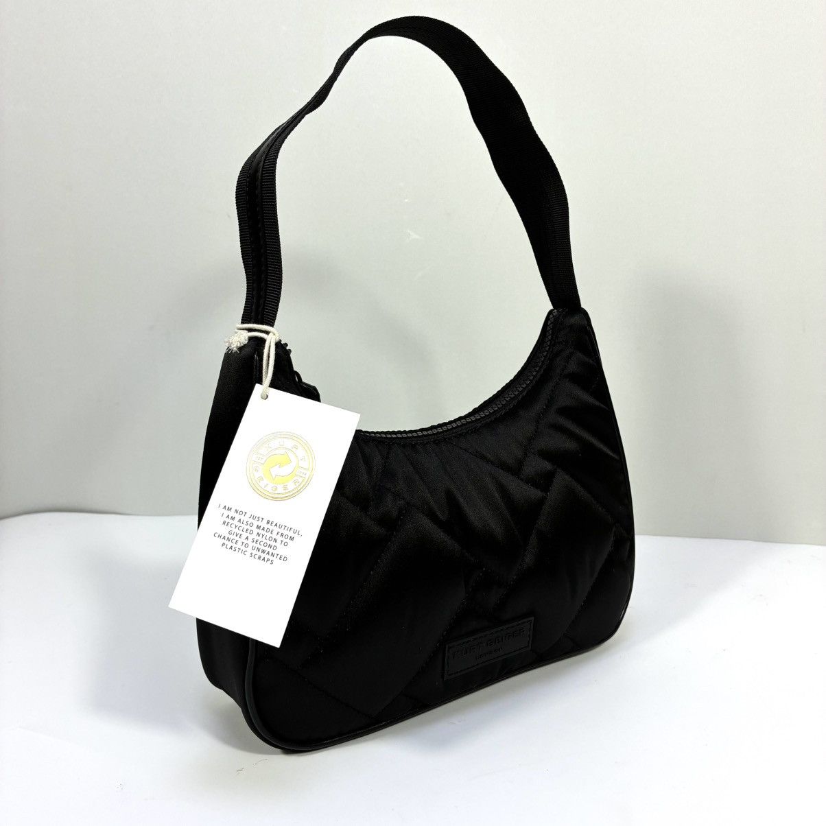 Kurt Geiger Kurt Geiger London Recycled Quilted Shoulder Hobo Bag Black Size ONE SIZE - 15 Thumbnail