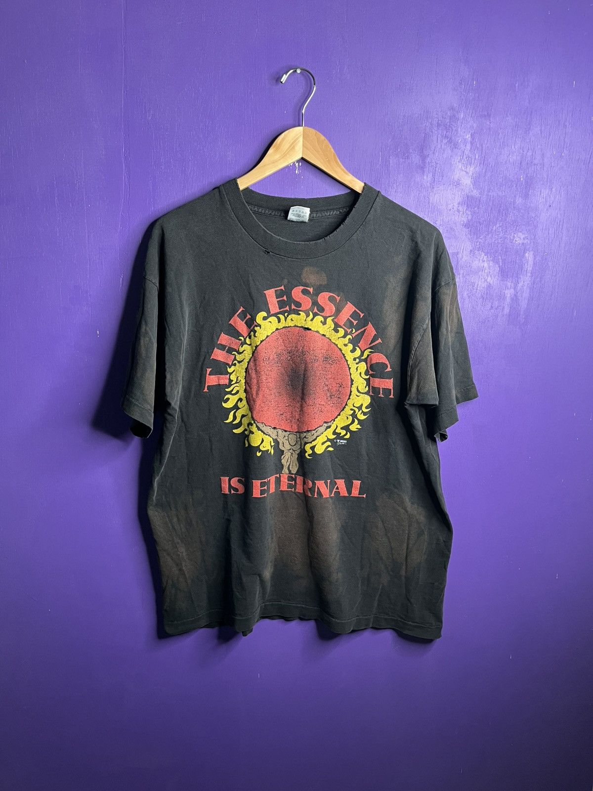 Vintage Vintage 90s The Essence is eternal faded t-shirt Size US L / EU 52-54 / 3 - 1 Thumbnail