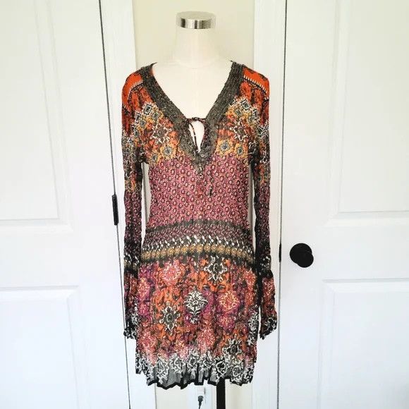 Guess Holly Black Multi Long Slv Embellished Sheer Printed Tunic Size M / US 6-8 / IT 42-44 - 2 Thumbnail