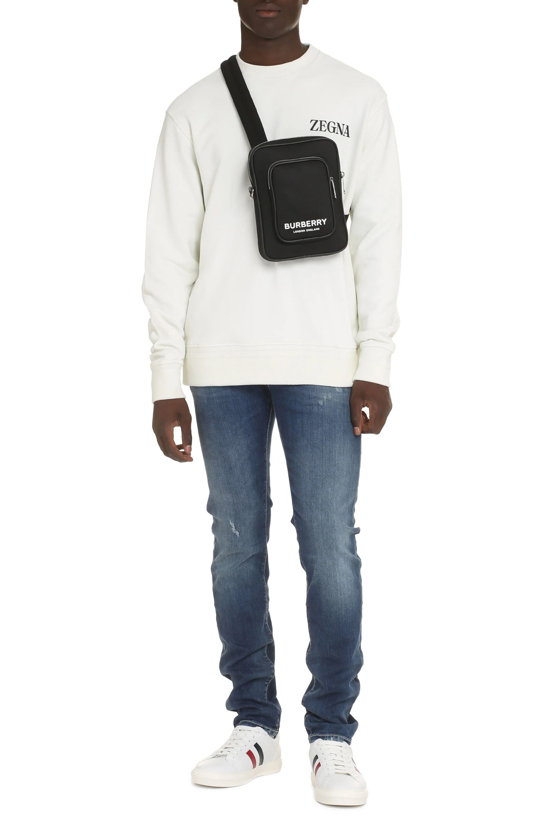 o1mle0624 Cotton Sweatshirt in White