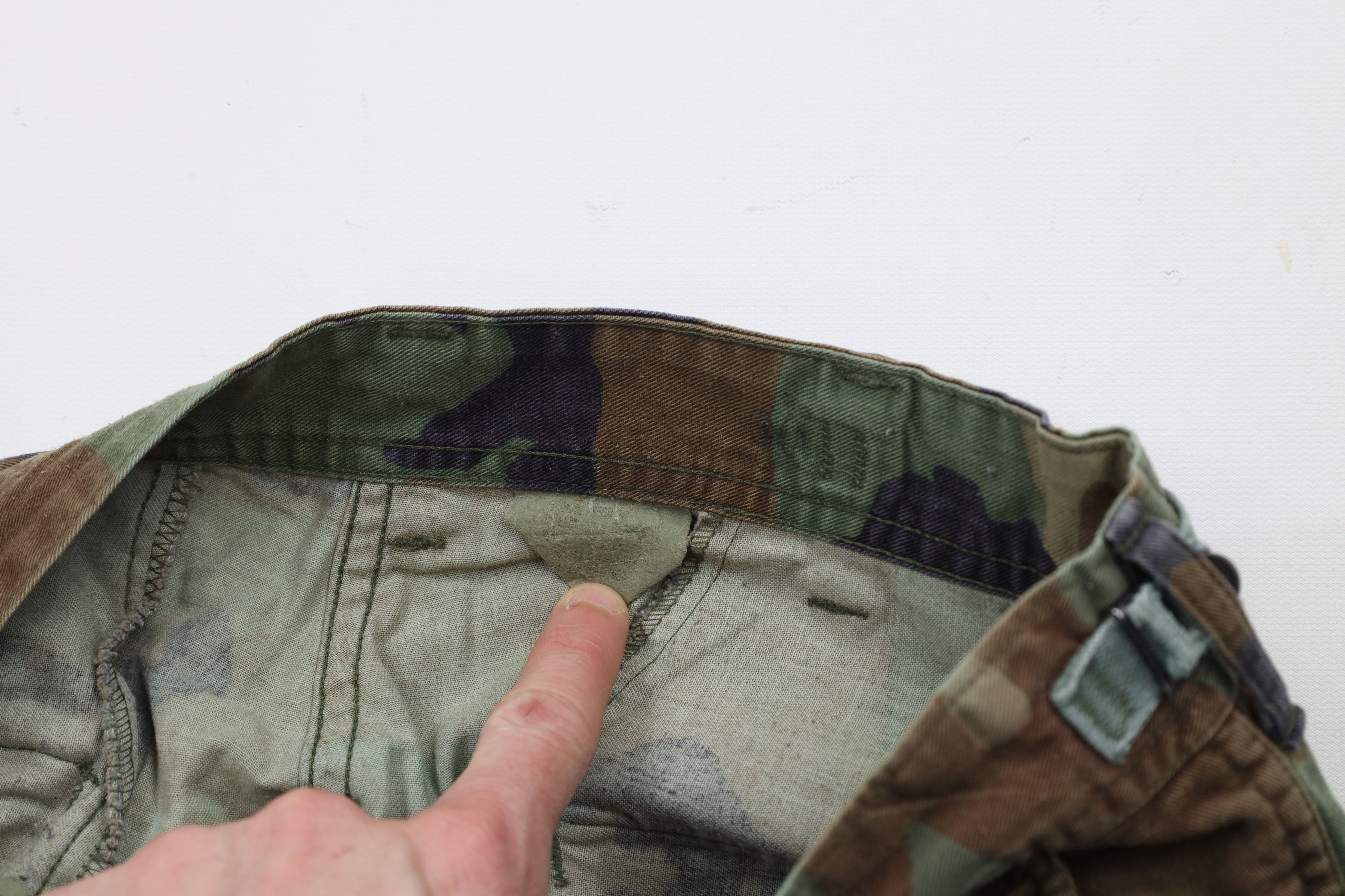 Vintage Vintage 90s Woodland Camouflage Combat Cargo Pants USA Size US 34 / EU 50 - 9 Thumbnail