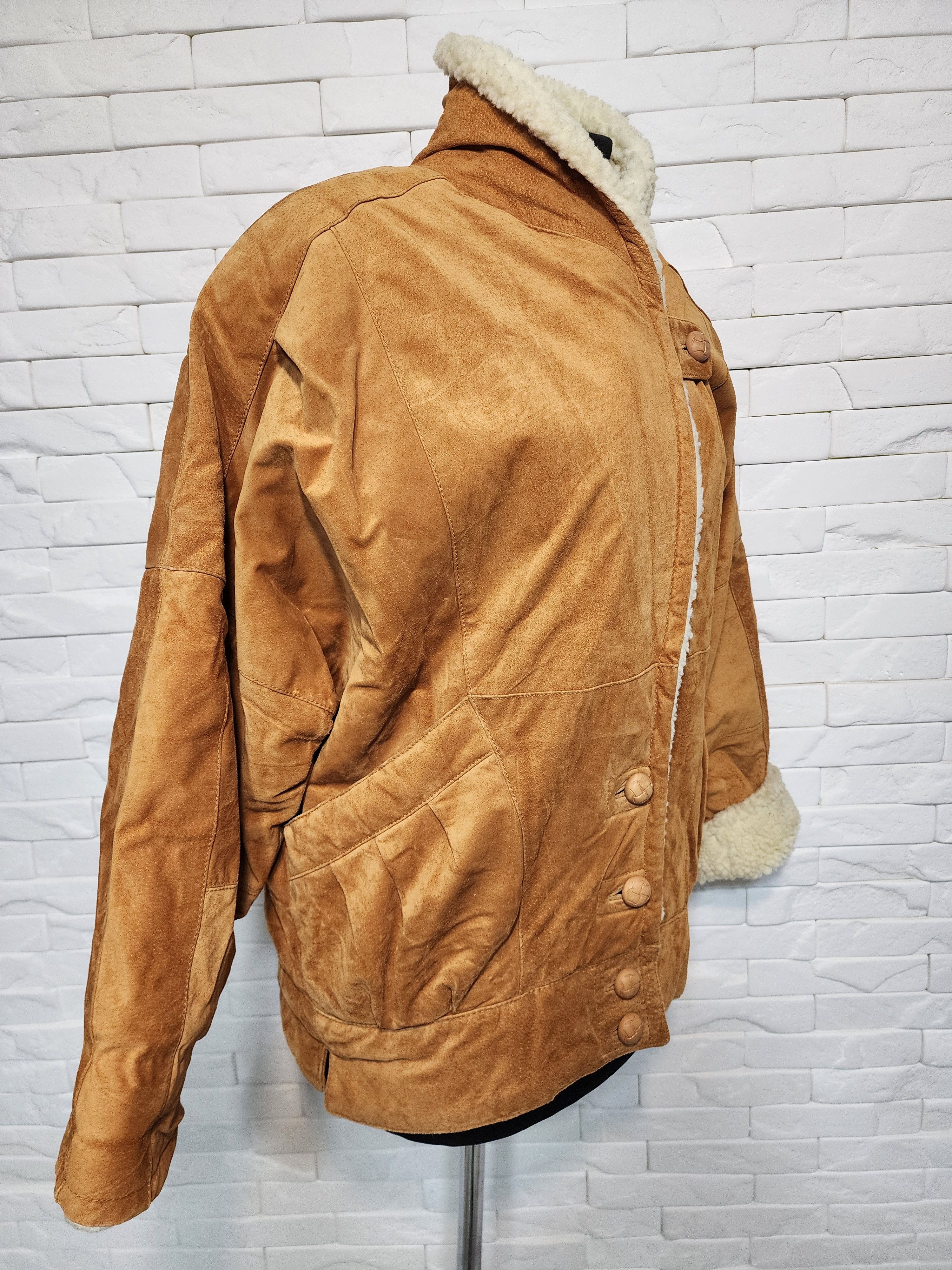 Genuine Leather Brown Women's Fur Jacket: Women's Vintage Button Coat Size M / US 6-8 / IT 42-44 - 4 Thumbnail