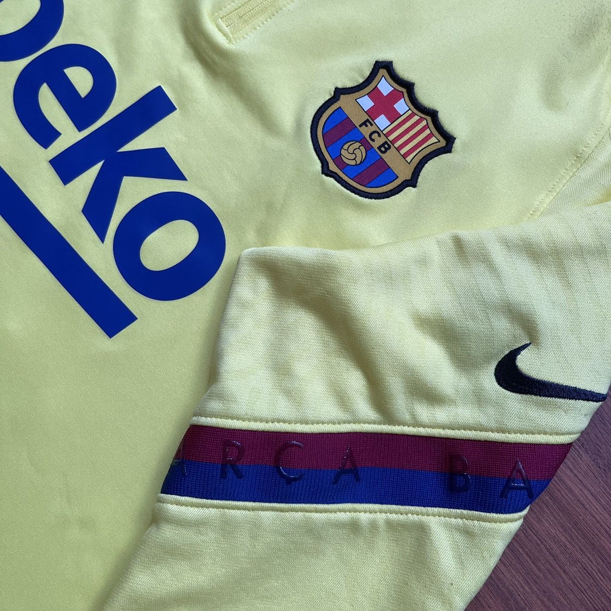 Nike × Vintage BARCELONA NIKE 2021/2022 FOOTBALL SOCCER TRAINING TRACK TOP Size US M / EU 48-50 / 2 - 5 Thumbnail