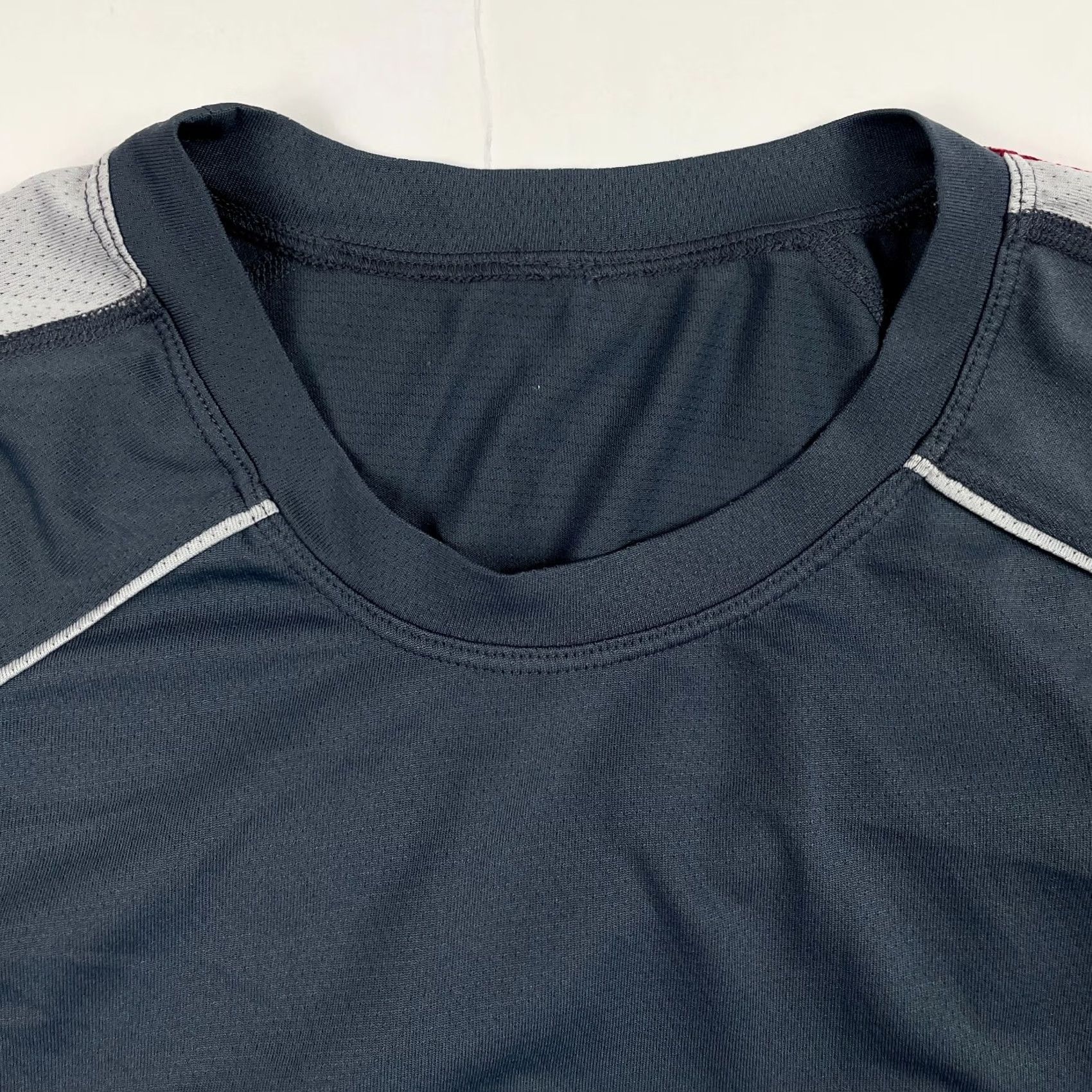 Lululemon Lululemon Shirt - Mens Large Gray Short Sleeve Crew Neck Workout Gym Tech Pocket Size US L / EU 52-54 / 3 - 6 Thumbnail