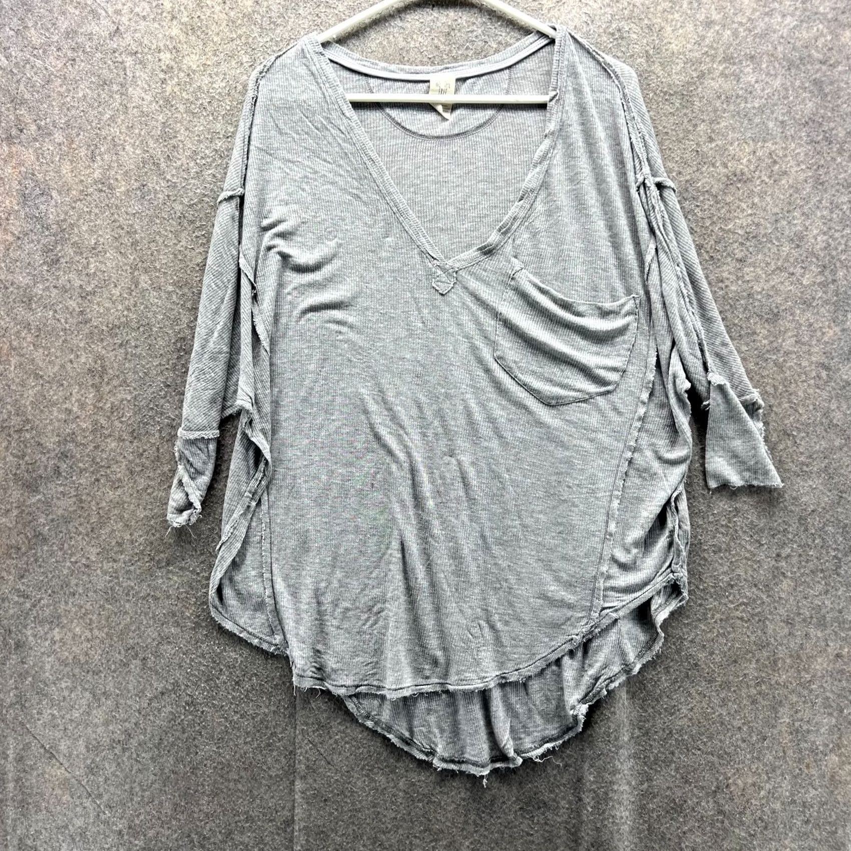 Free People Free People Shirt Women Medium Gray Oversized Thermal Long Sleeve V-Neck Shirt - Mens? Size M / US 6-8 / IT 42-44 - 2 Thumbnail