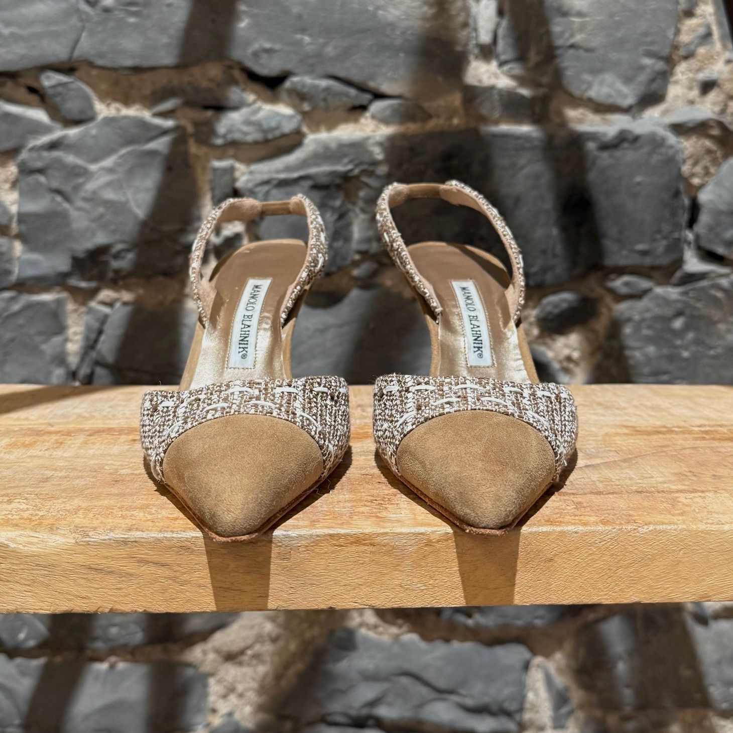 Manolo Blahnik Manolo Blahnik Beige Suede Tweed Carolyne Slingback Pumps Size US 9 / IT 39 - 4 Thumbnail