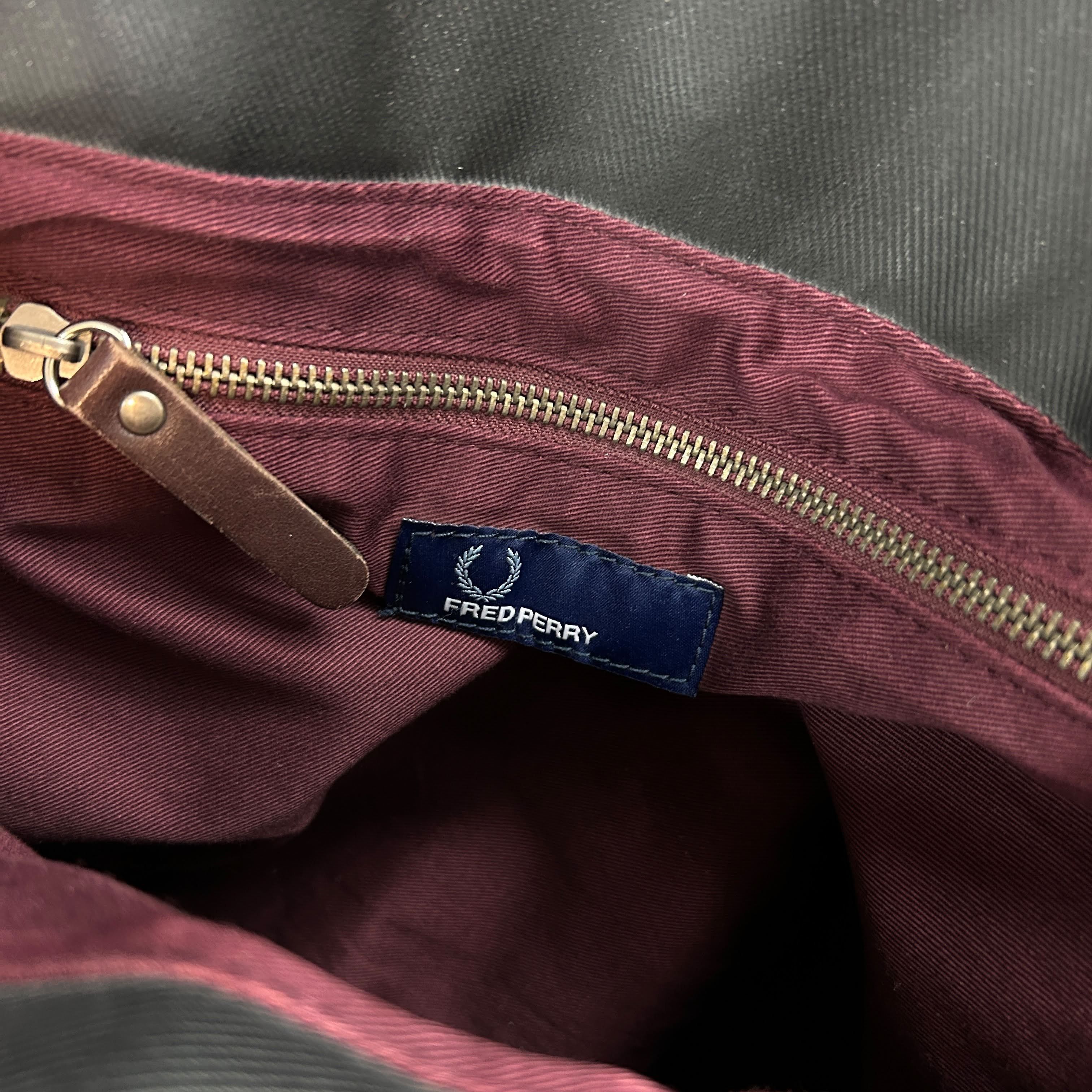 Fred Perry Fred Perry Waxed Cotton Black Shoulder Bag Men's Button Size ONE SIZE - 4 Thumbnail