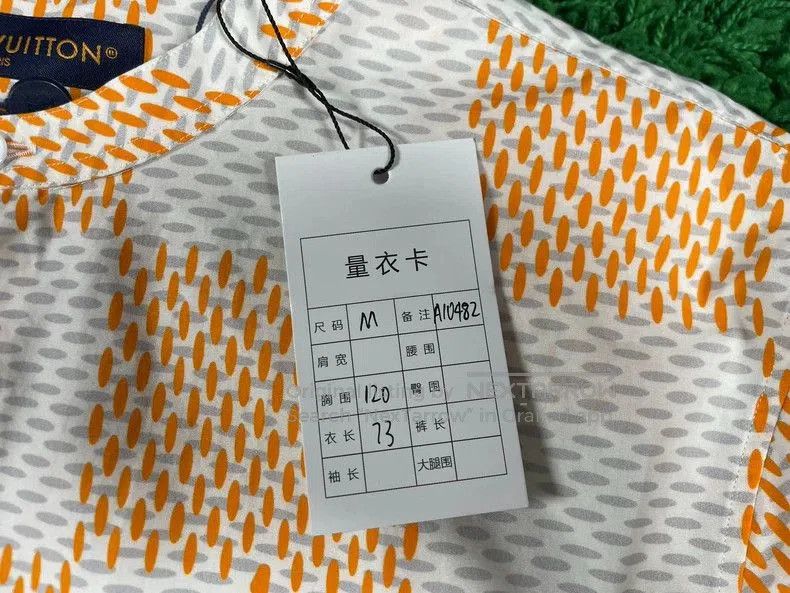 Louis Vuitton Louis Vuitton Checkerboard Short Sleeve Shirt. Size US M / EU 48-50 / 2 - 6 Thumbnail