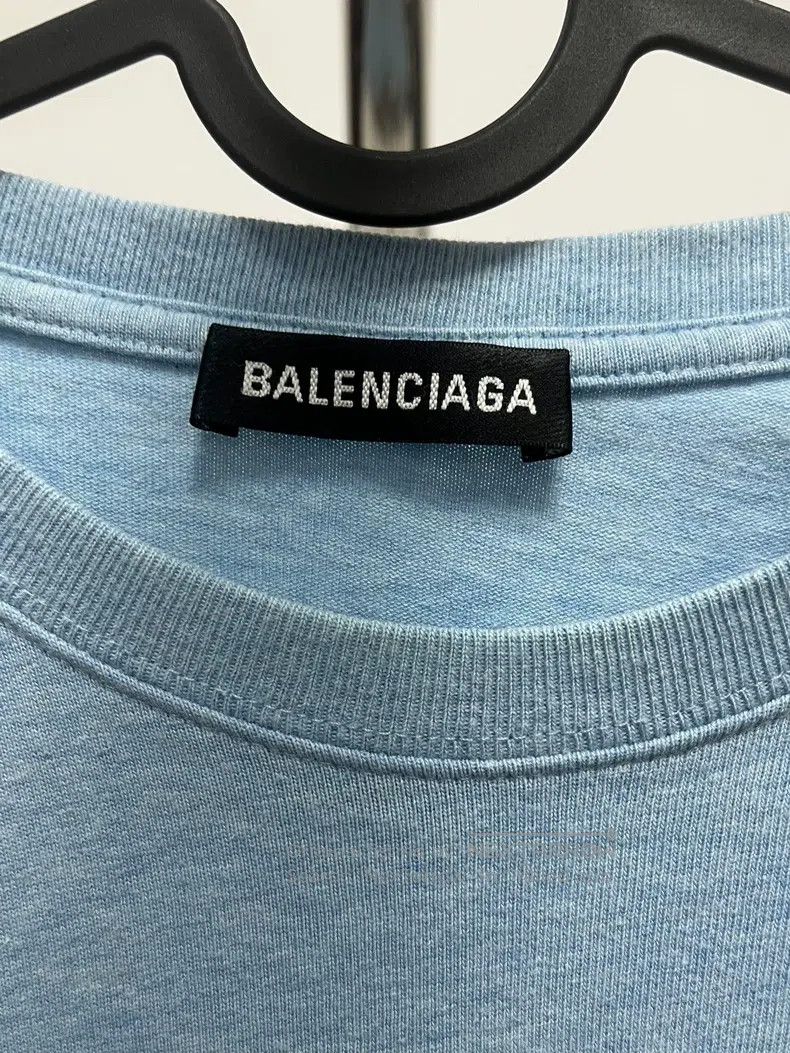 Balenciaga Balenciaga Misty Blue Buckle Short-Sleeve T-Shirt Size US M / EU 48-50 / 2 - 4 Thumbnail