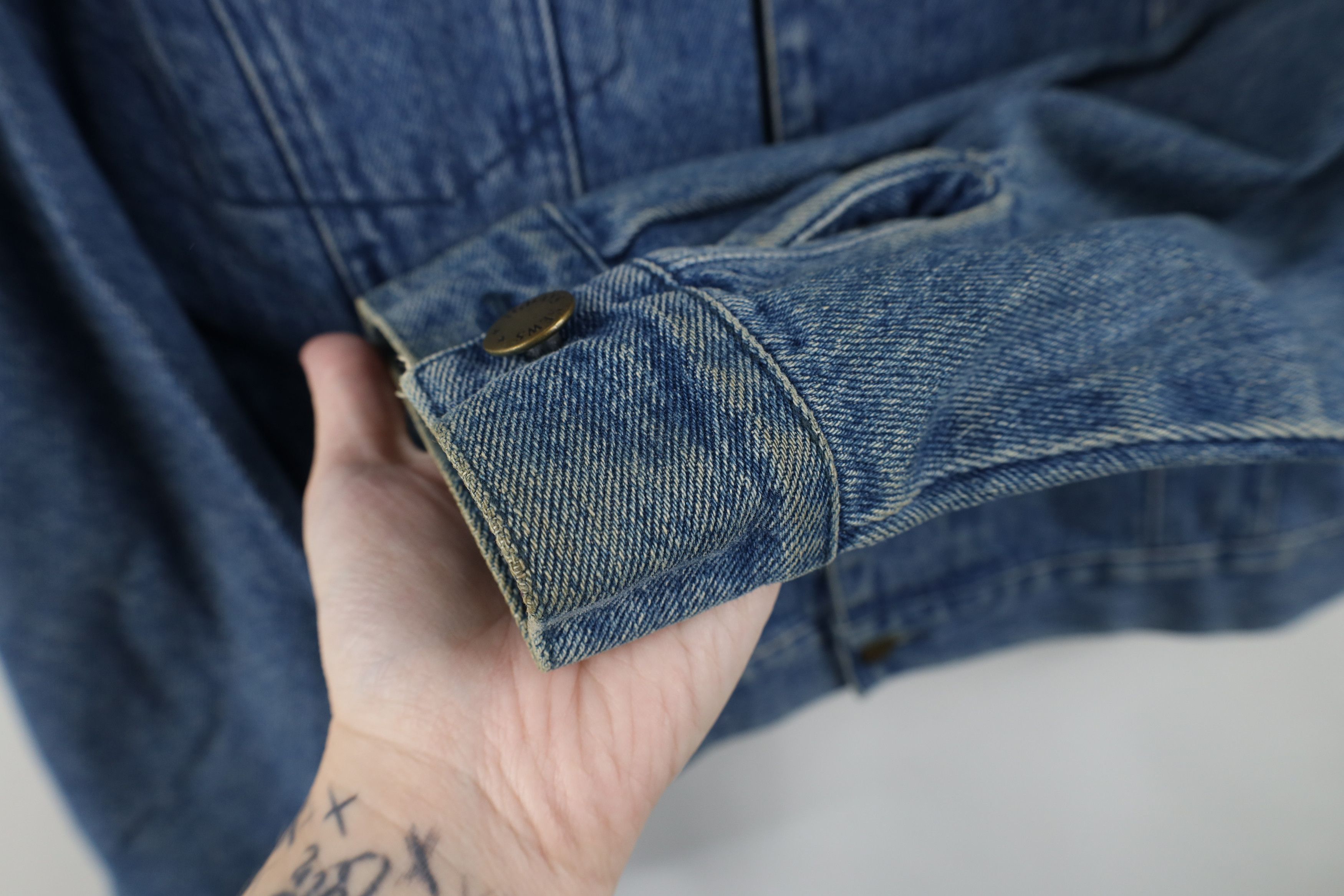 Vintage Vintage 90s Streetwear Blank Denim Jean Trucker Jacket Blue Size US M / EU 48-50 / 2 - 4 Thumbnail