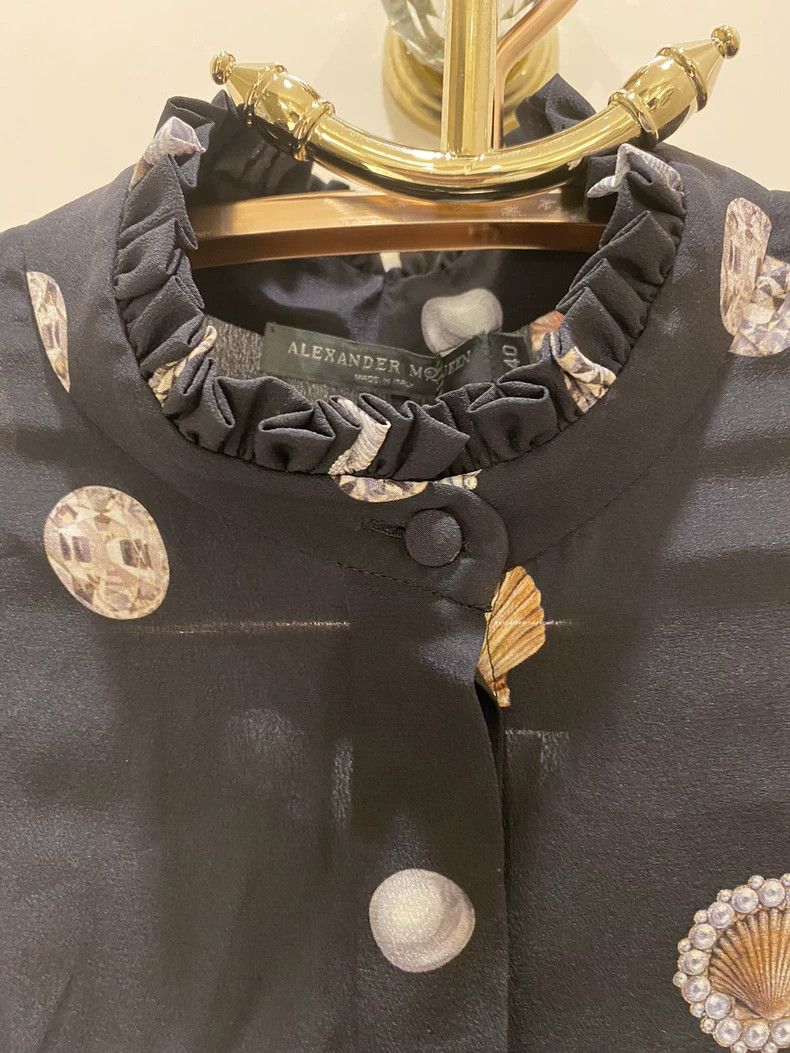 Alexander McQueen Alexander McQUEEN size 40 Shell patterned dress 2505-Nexta Size L / US 10 / IT 46 - 2 Thumbnail