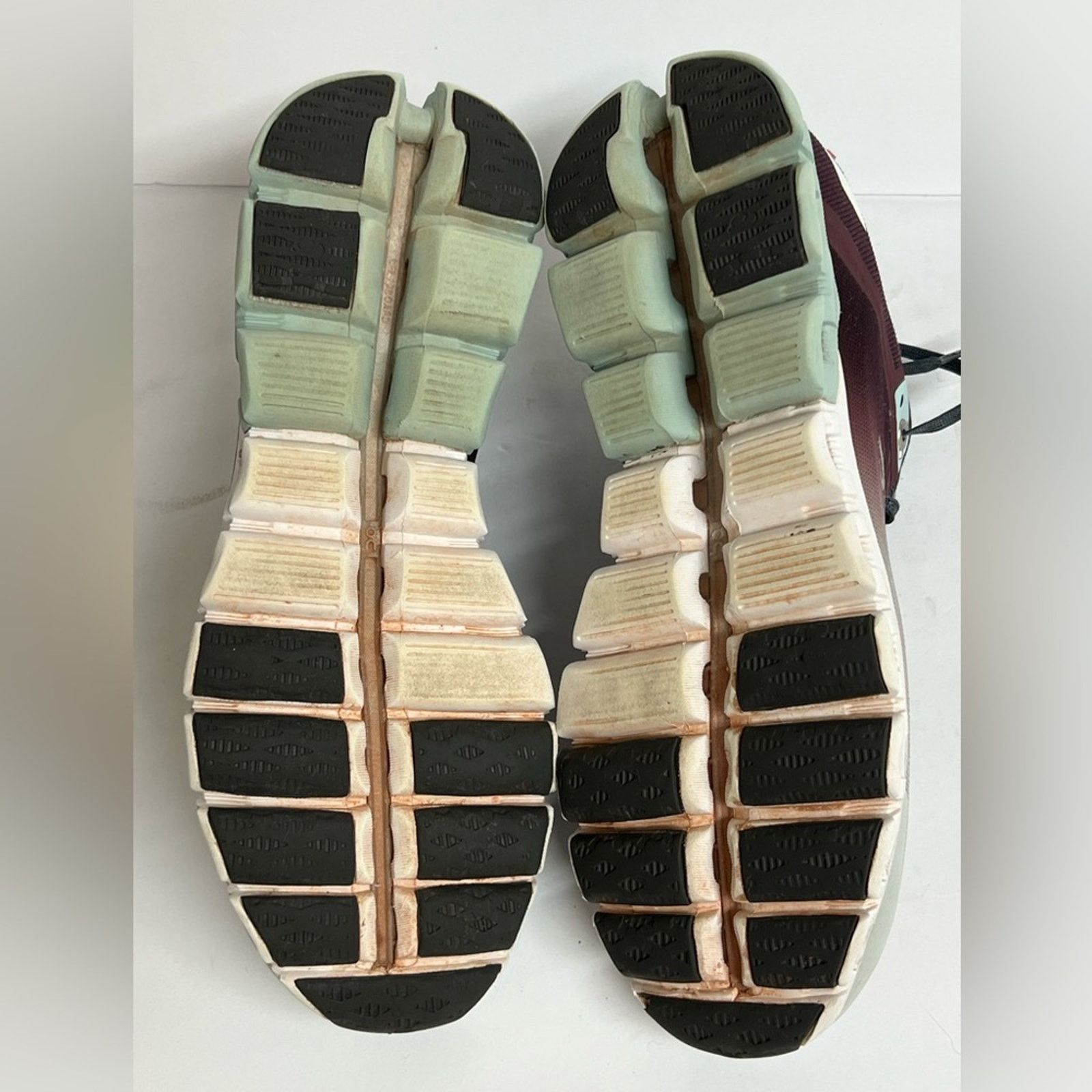 On On Cloudflow 3.0 Mulberry Mineral Womens 8.5 Purple Shoes Size US 8.5 / IT 38.5 - 8 Thumbnail
