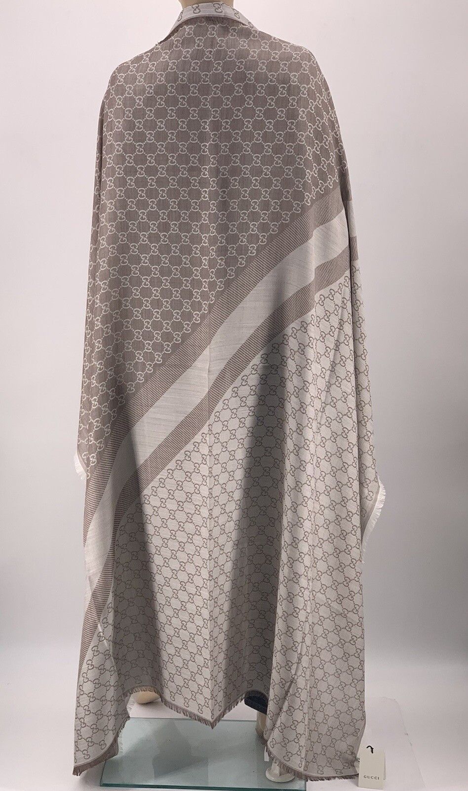 Gucci Size 140x140cm New Gucci Scarves Wool/Silk Size ONE SIZE - 7 Thumbnail