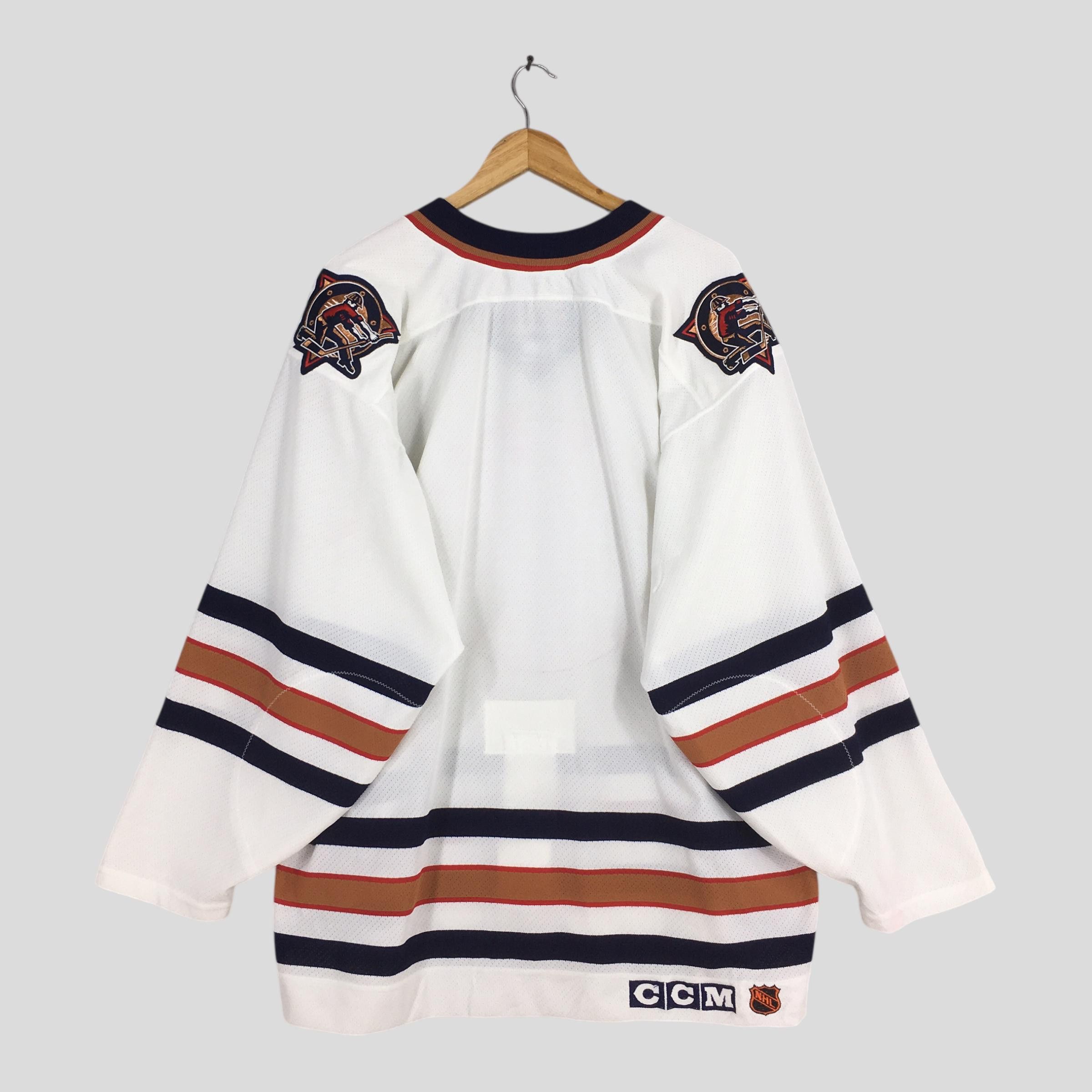 NHL Vintage 90s Edmonton Oilers NHL Ccm Jersey XLarge Size US XL / EU 56 / 4 - 6 Thumbnail