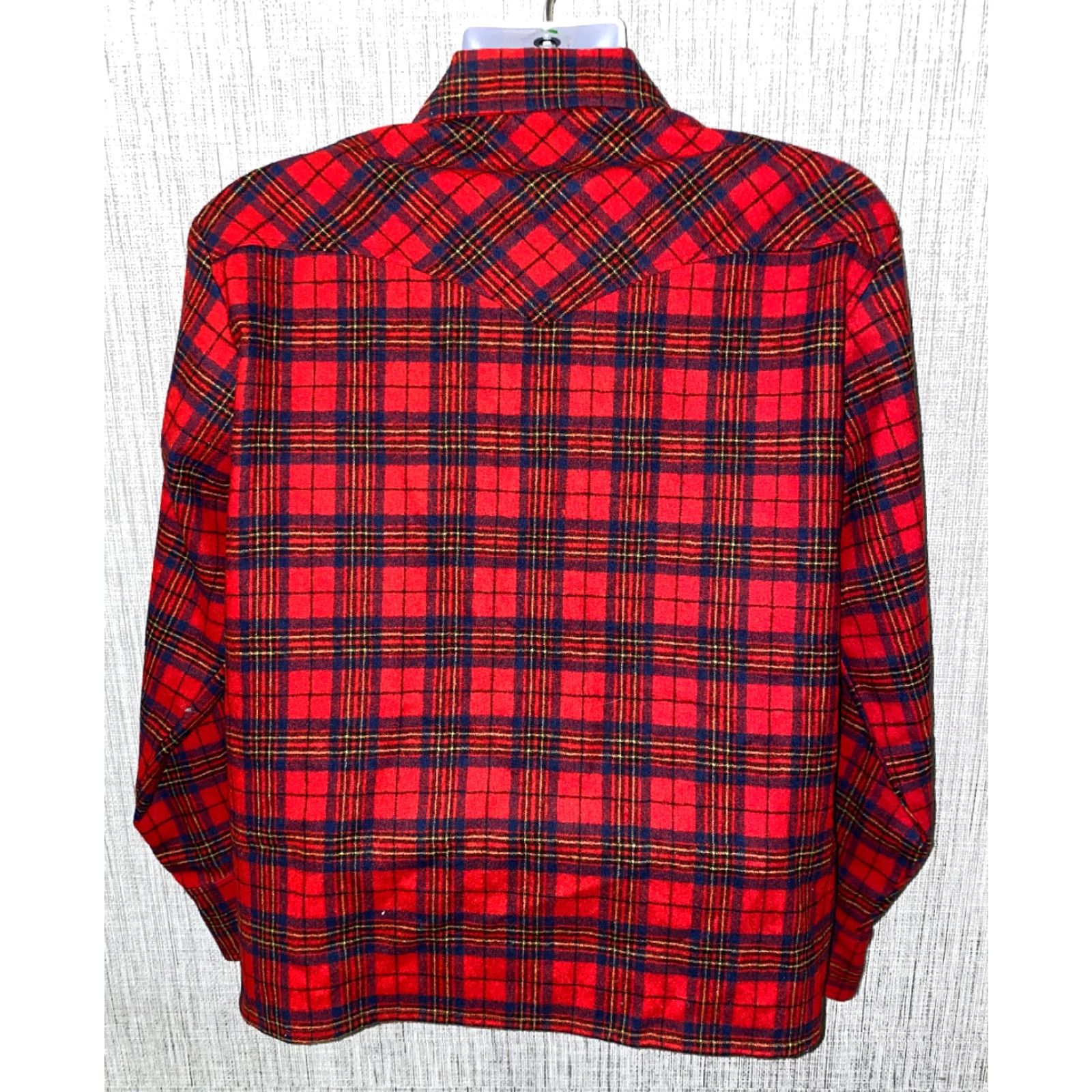 Vintage Mens Red Wool Plaid Snap Button Flannel Shirt L Size US L / EU 52-54 / 3 - 5 Thumbnail