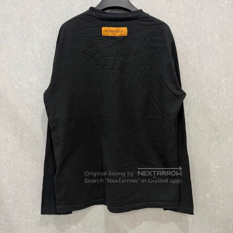Louis Vuitton Louis Vuitton Black embossed sweatshirt Size US XXL / EU 58 / 5 - 2 Thumbnail